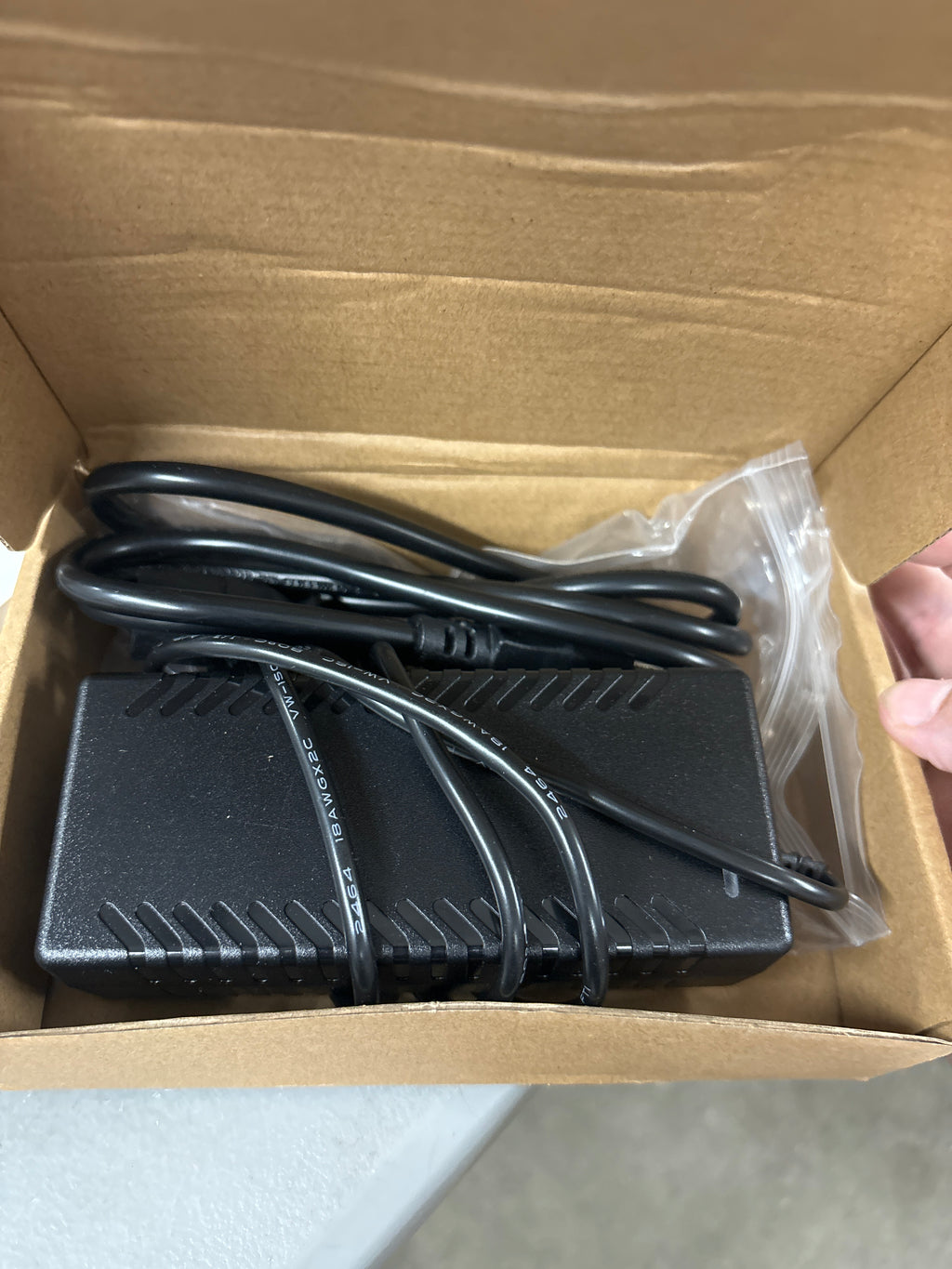 36V 3A power supply adapter