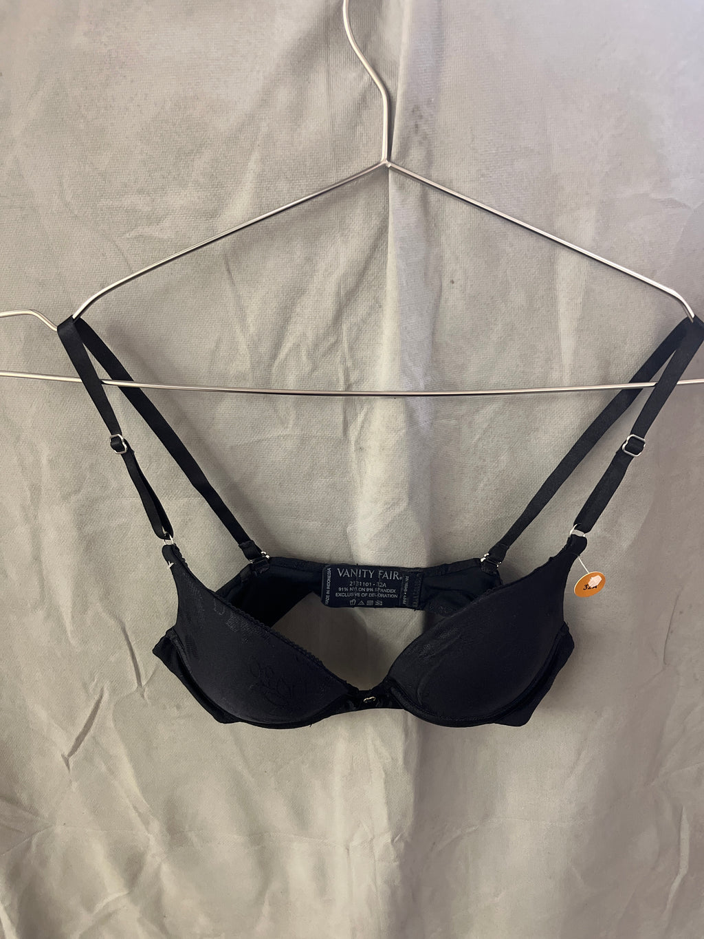 Vanity fair black padded bra