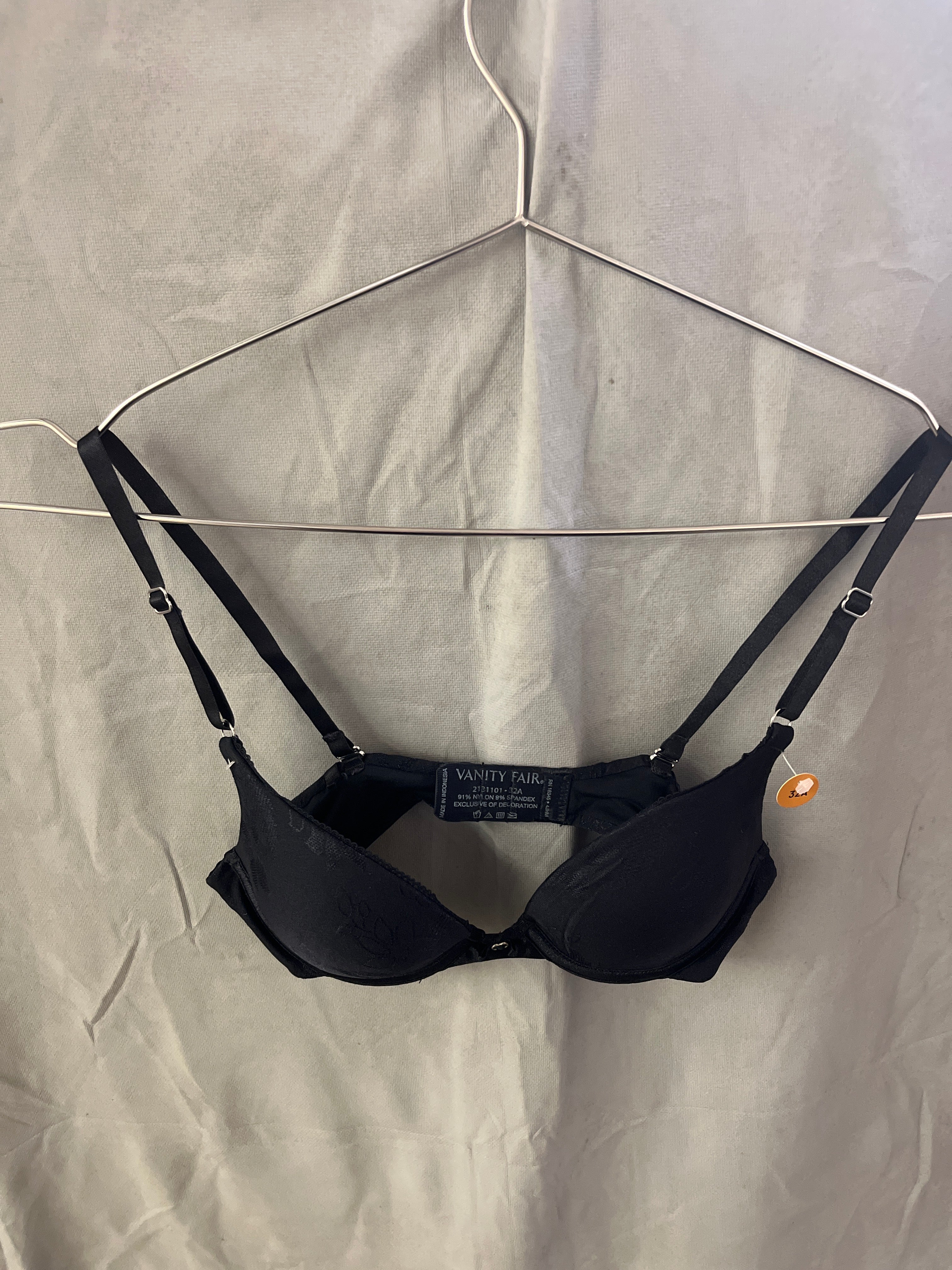 Vanity fair black padded bra