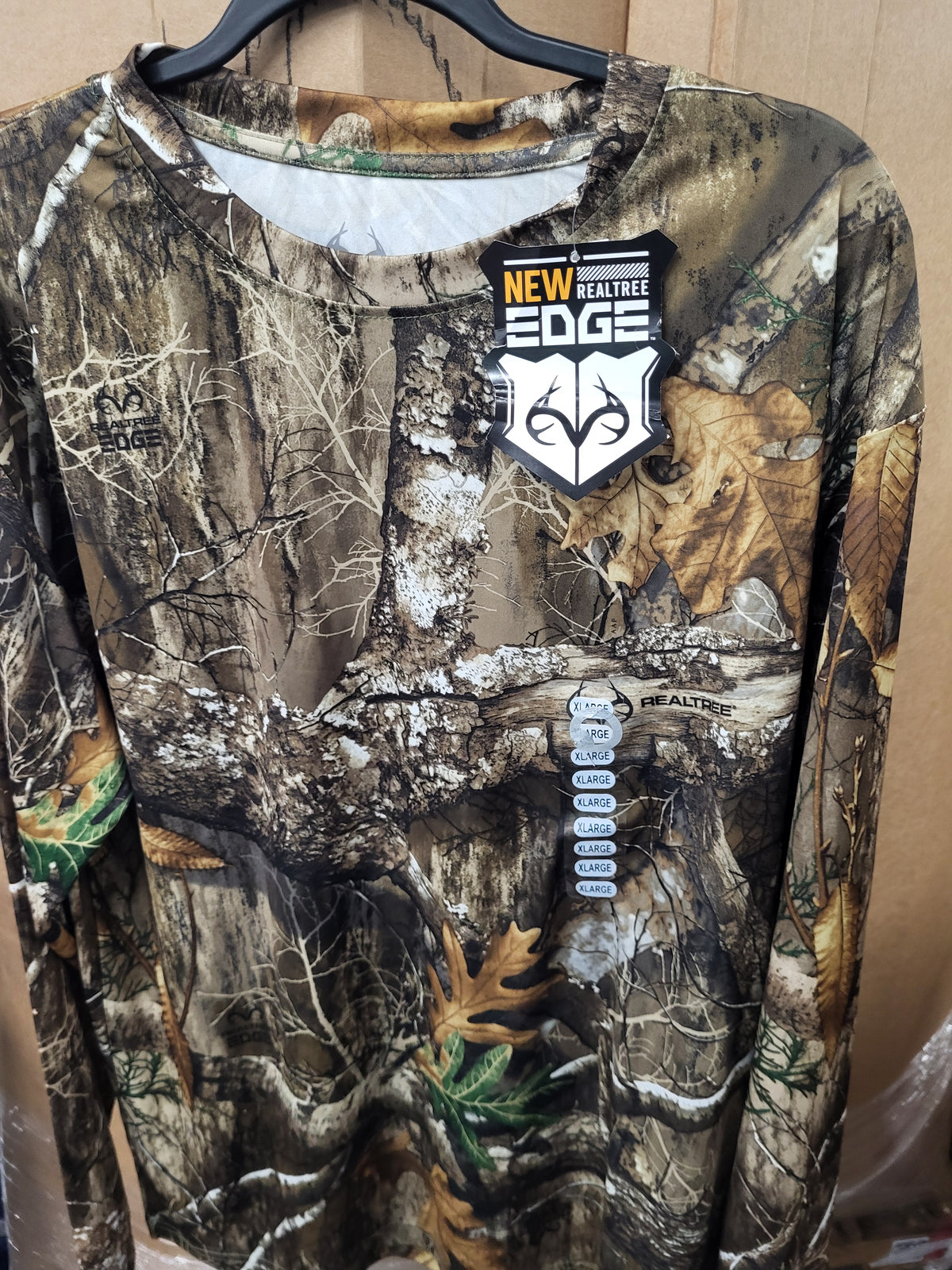 Realtree Camo Men's Long Sleeve Shirt (XL)