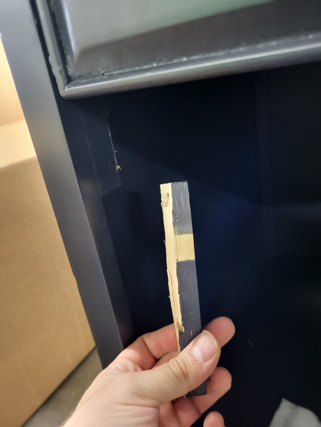 Power Chairside End Table, Navy, has a few defects (see pictures and read discription)
