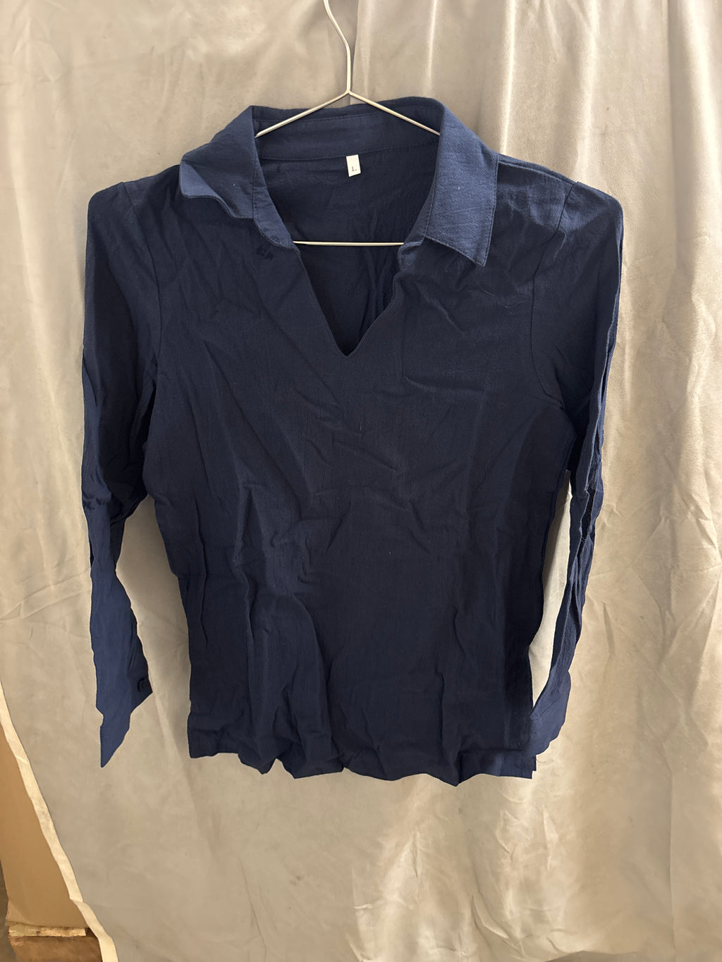 Women’s two piece set shirt and pants (large)