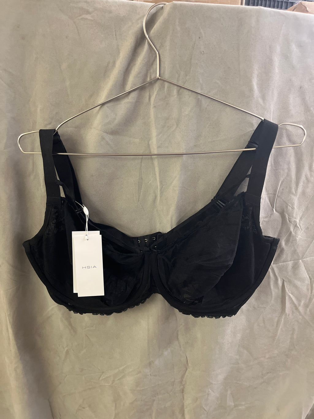 HSIA Black lace front bra
