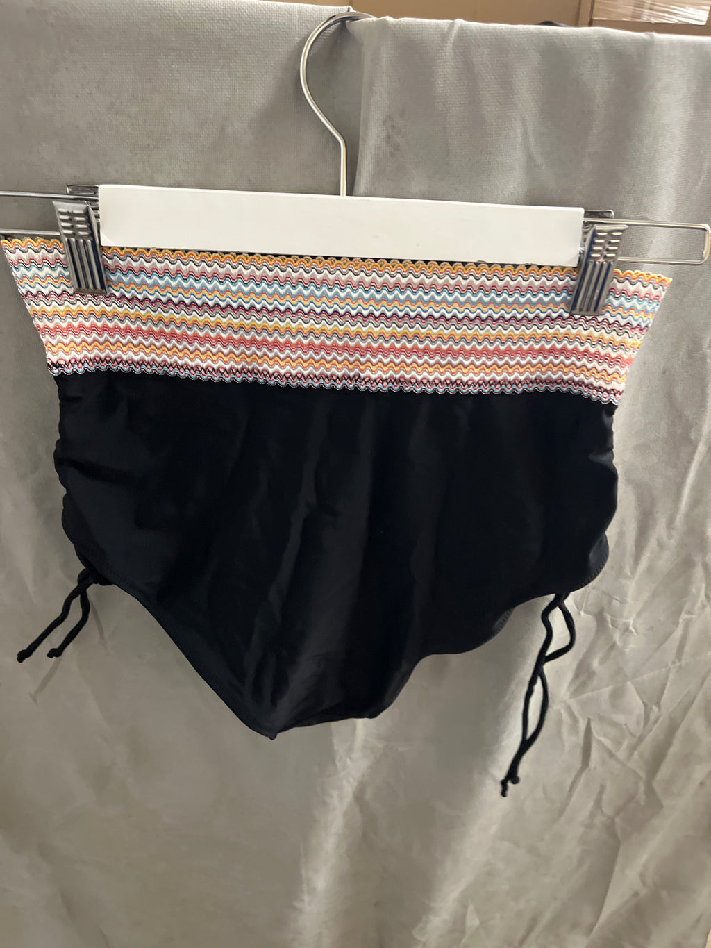 Blooming jelly black 2 piece bathing suit