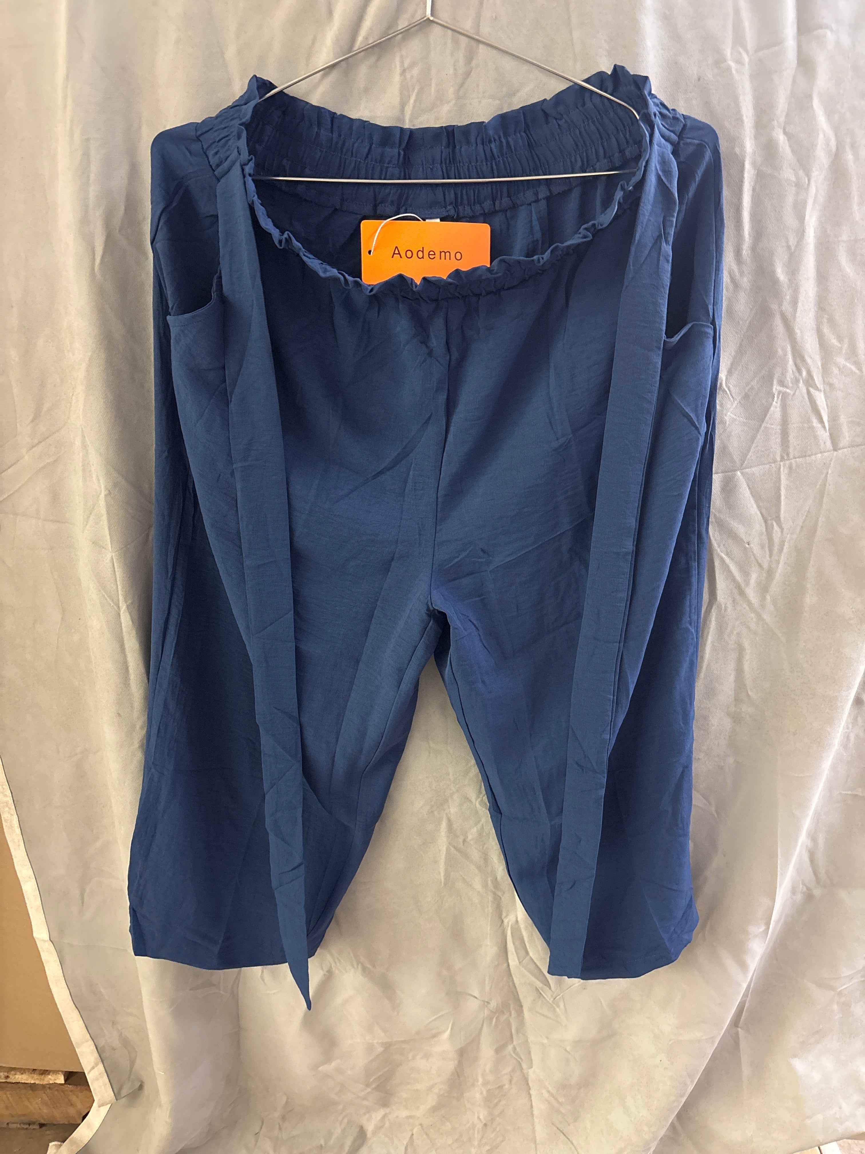 Aodemo women’s pants (XL)