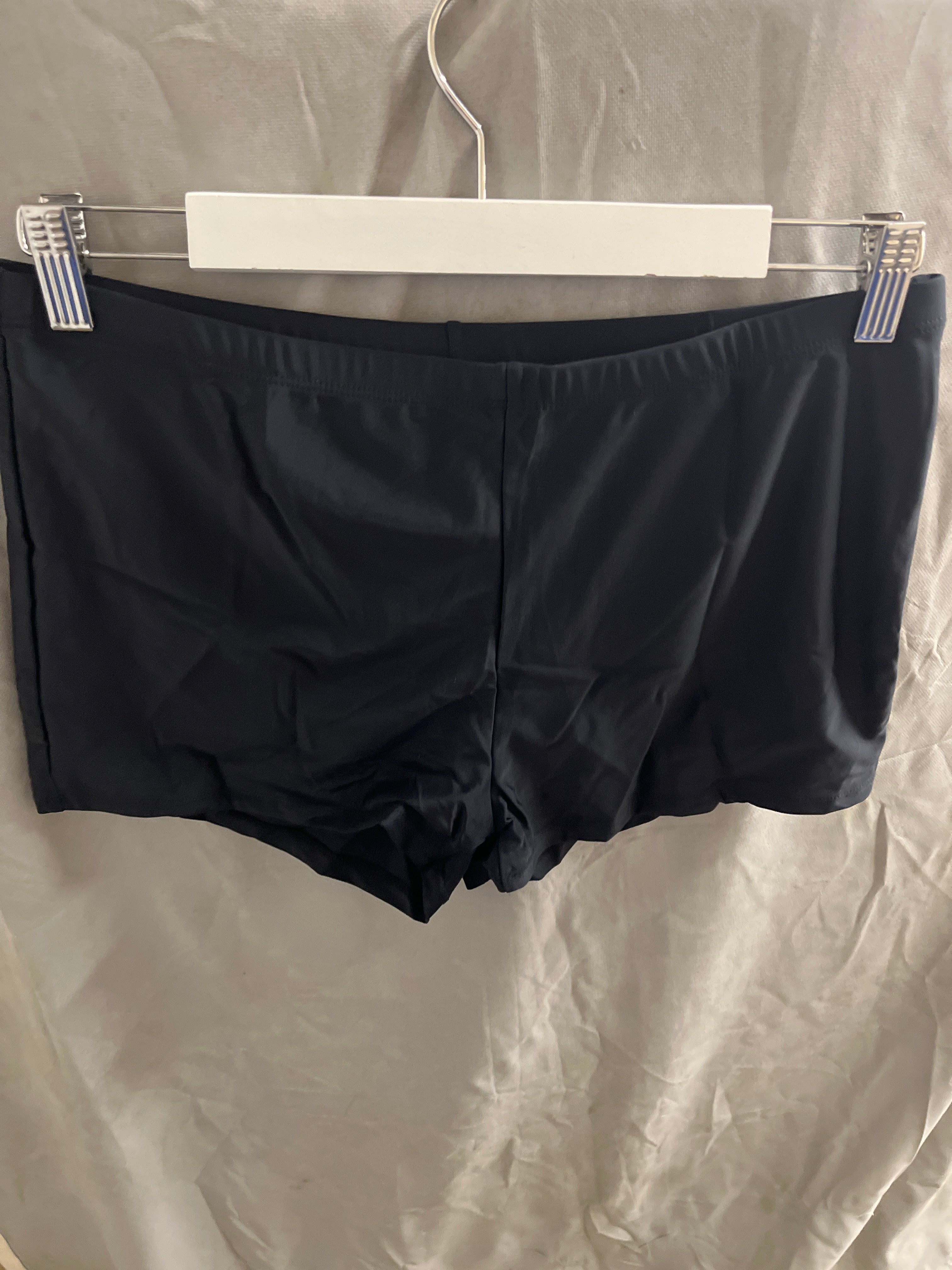 Black and white 2 piece bathing suit