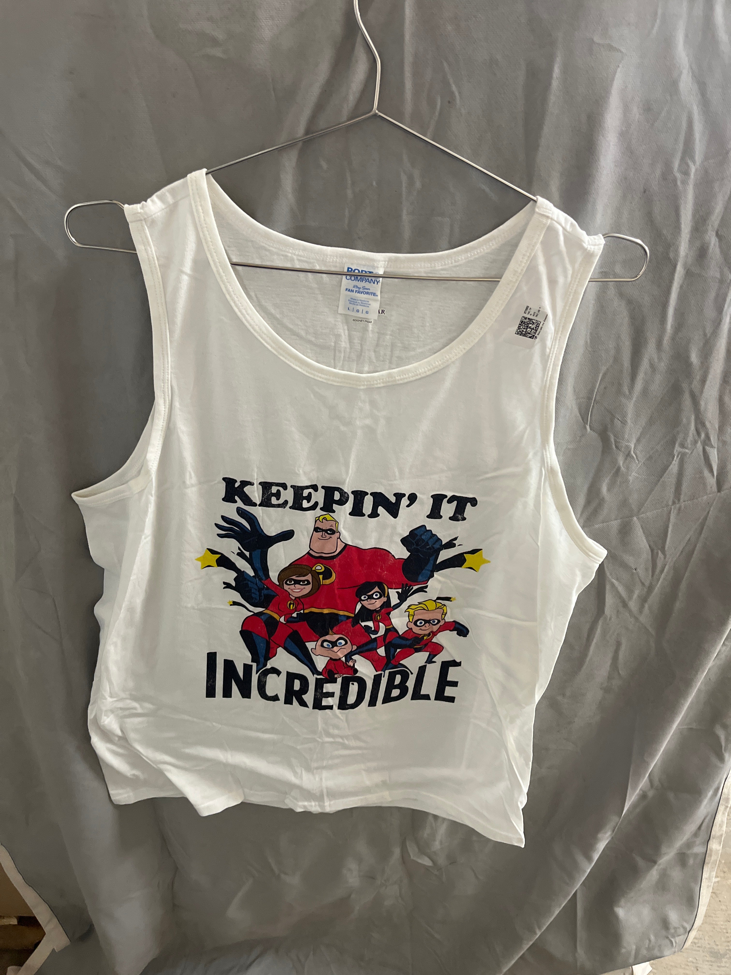 Keepin’ it incredible white tank top