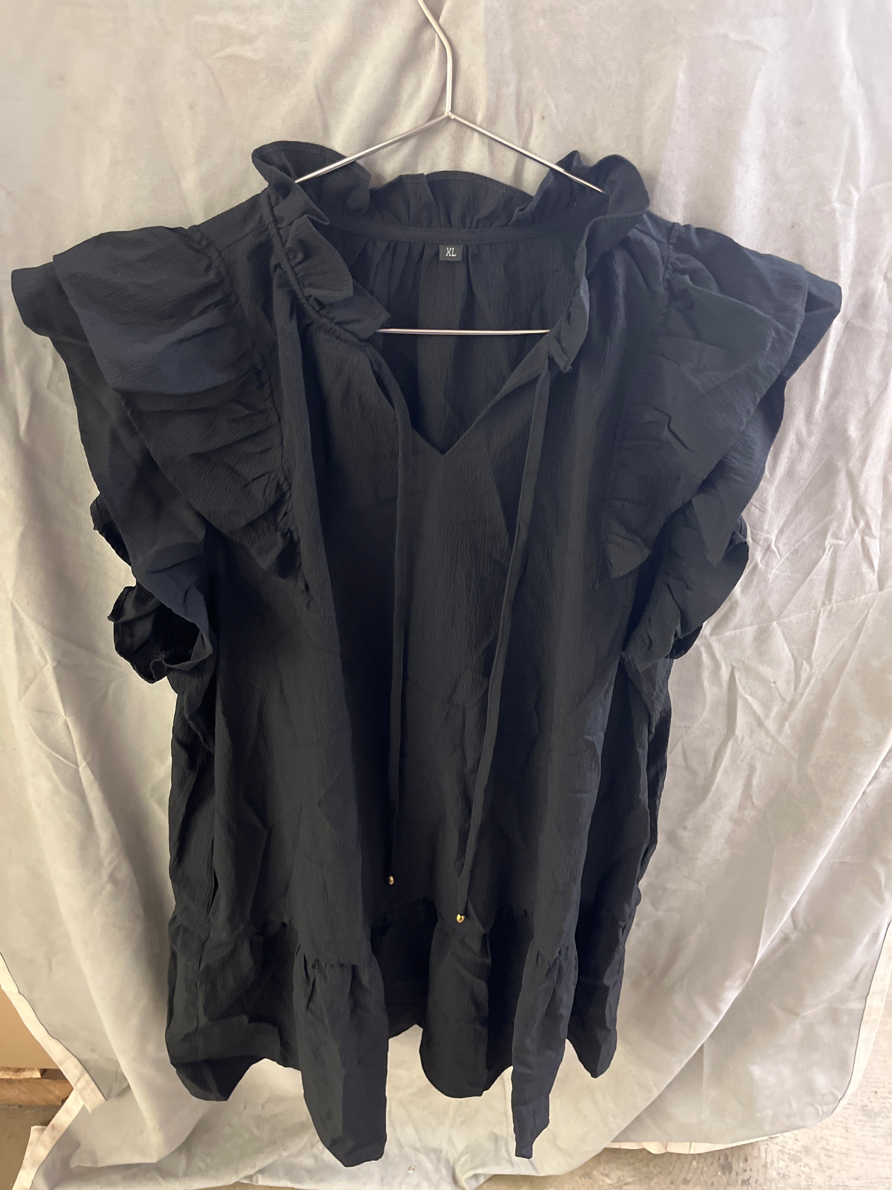 Black sleeveless dress