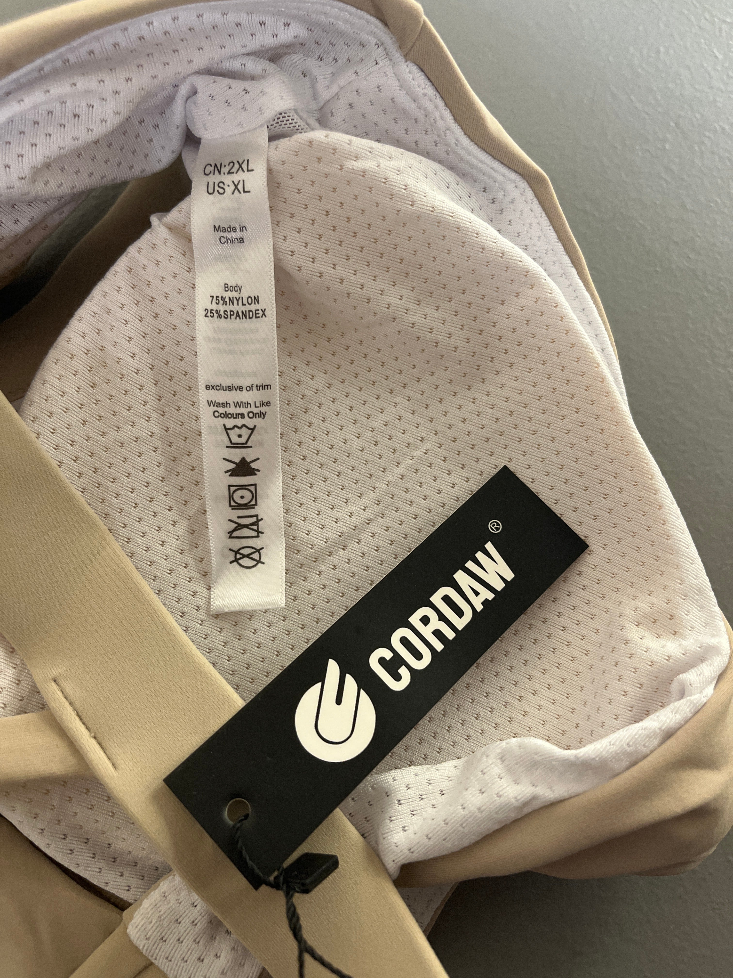 Cordaw beige sports bra
