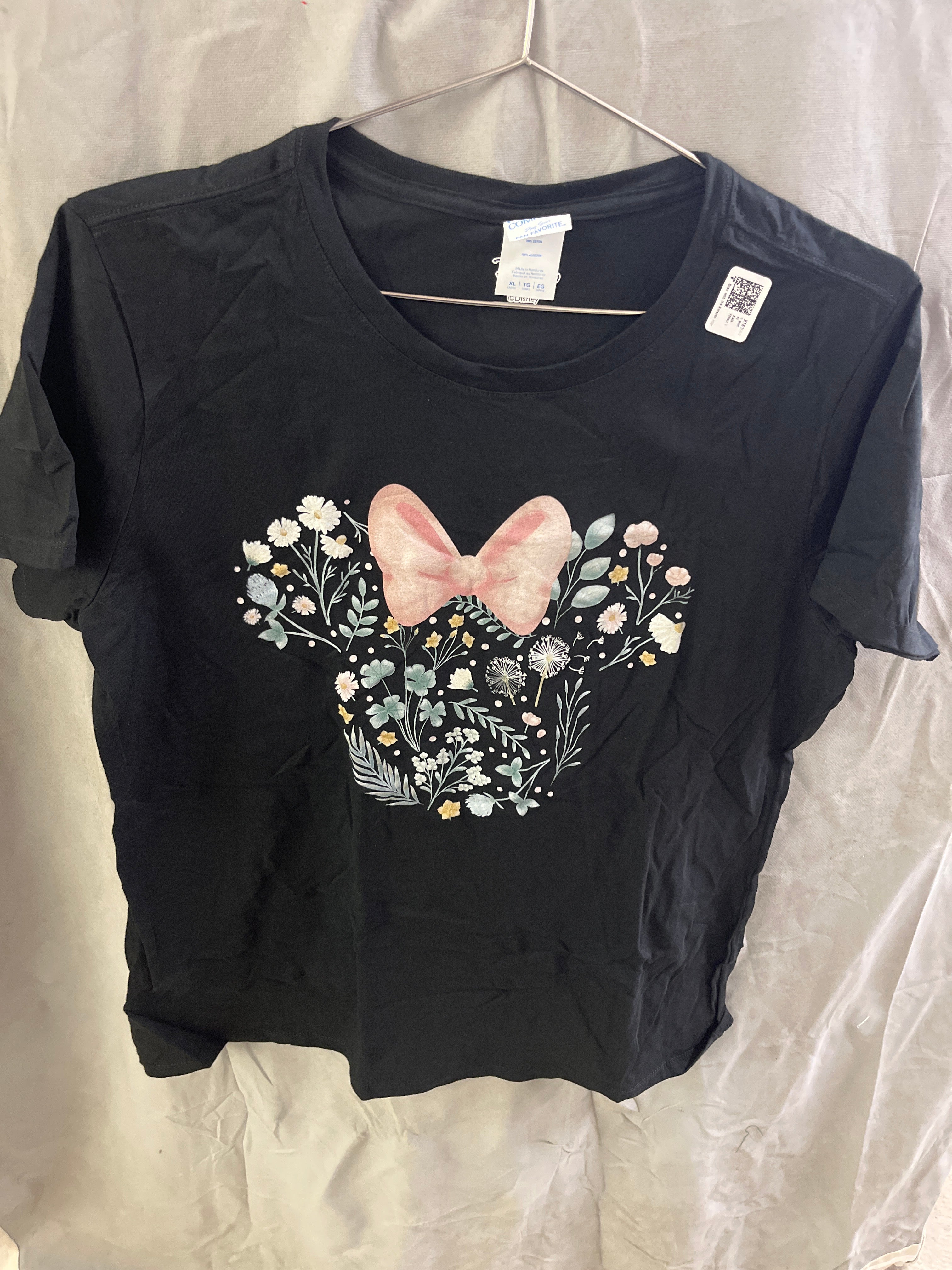 Port and company flower tshirt