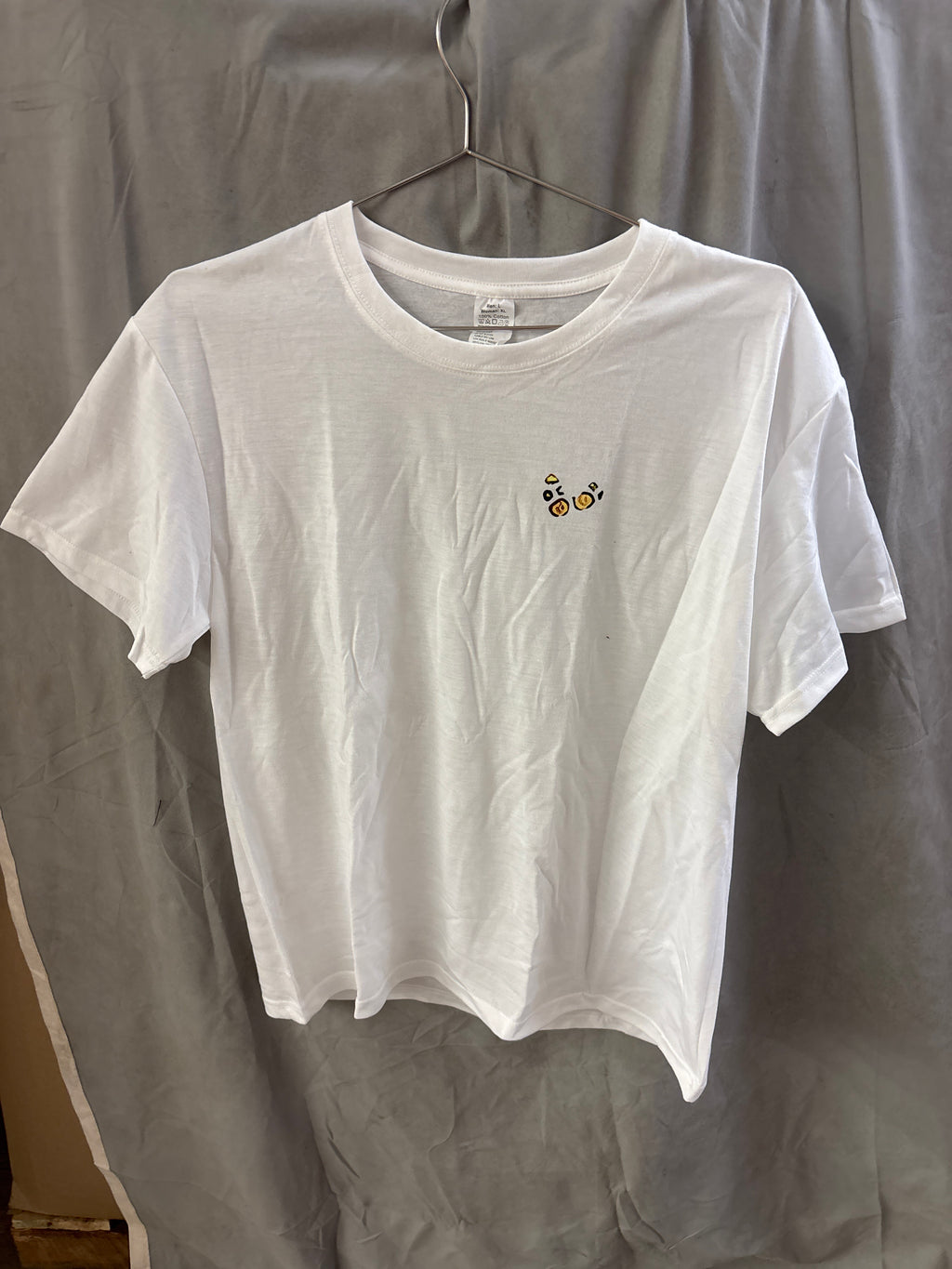 Women’s white tshirt (XL)