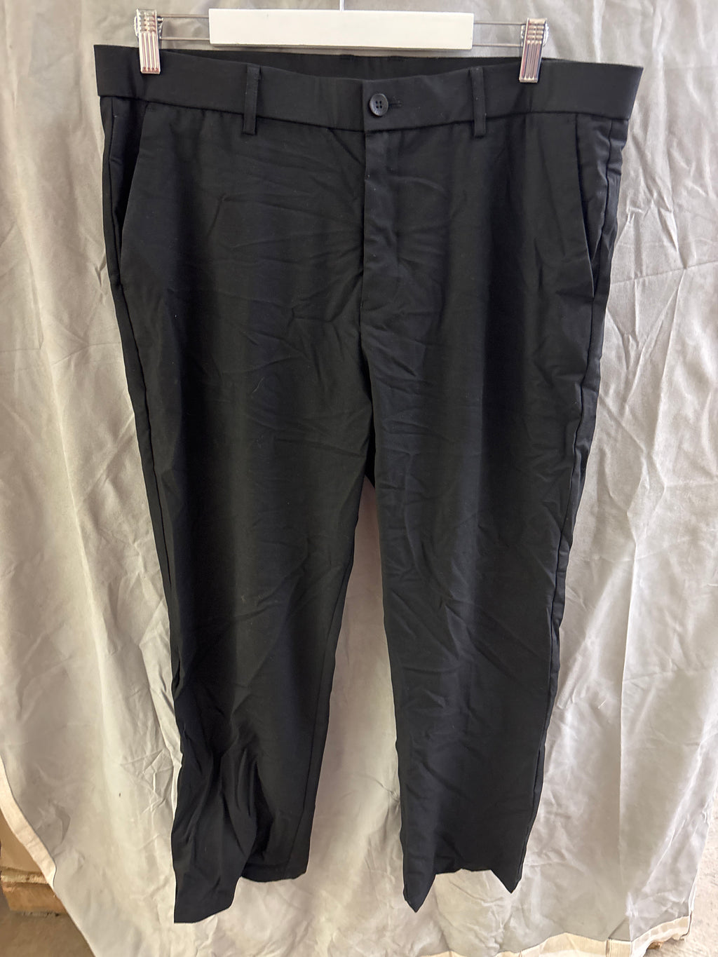Men’s black dress pants