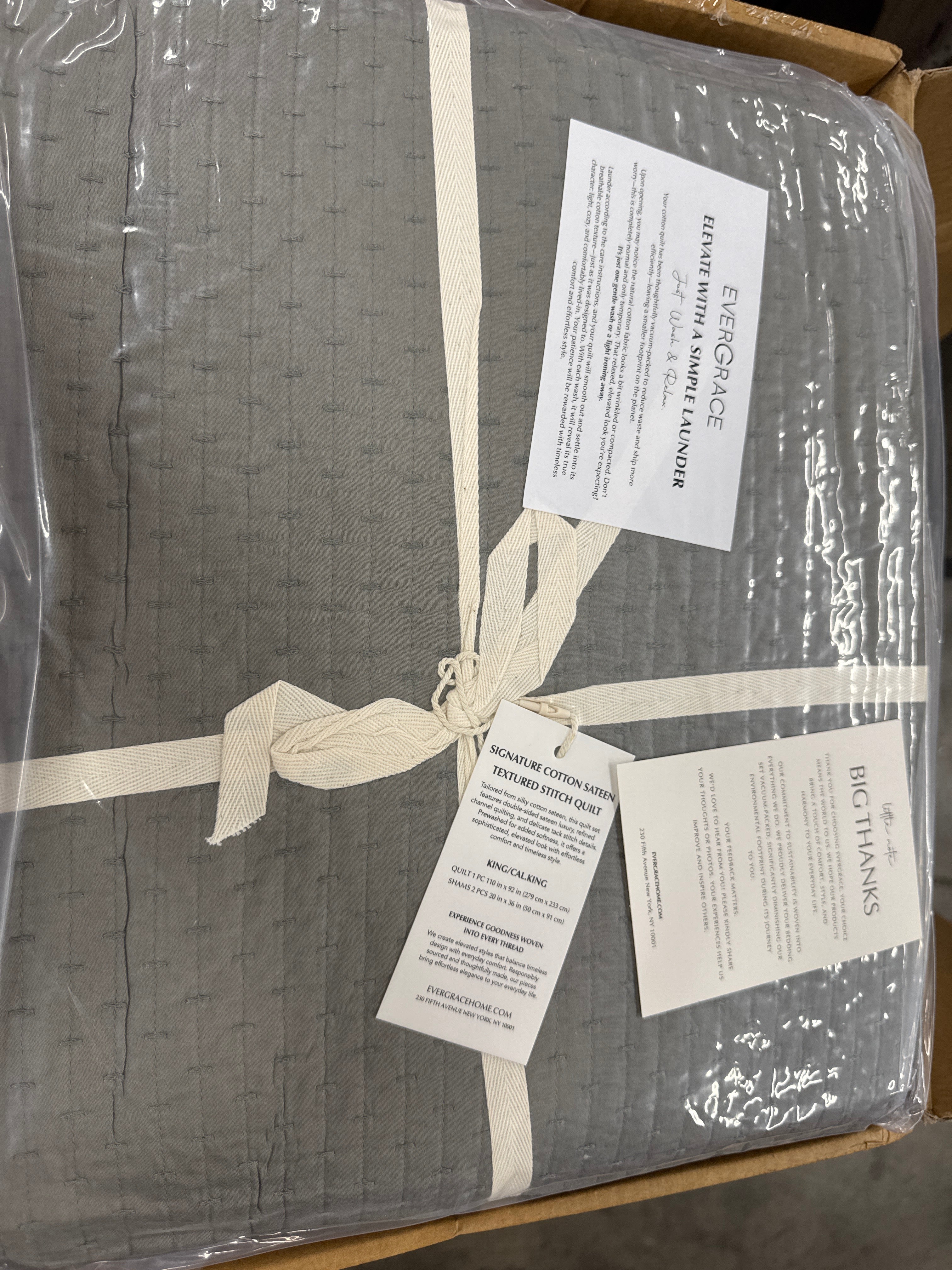 EVERGRACE Cross Stitch Pre-Washed Cotton Quilt Bedding Set King Size, Oversized 3 Pieces Lightweight Bedspread Coverlet for All Season, with 2 Matching Shams, Light Charcoal, 108"x96"
