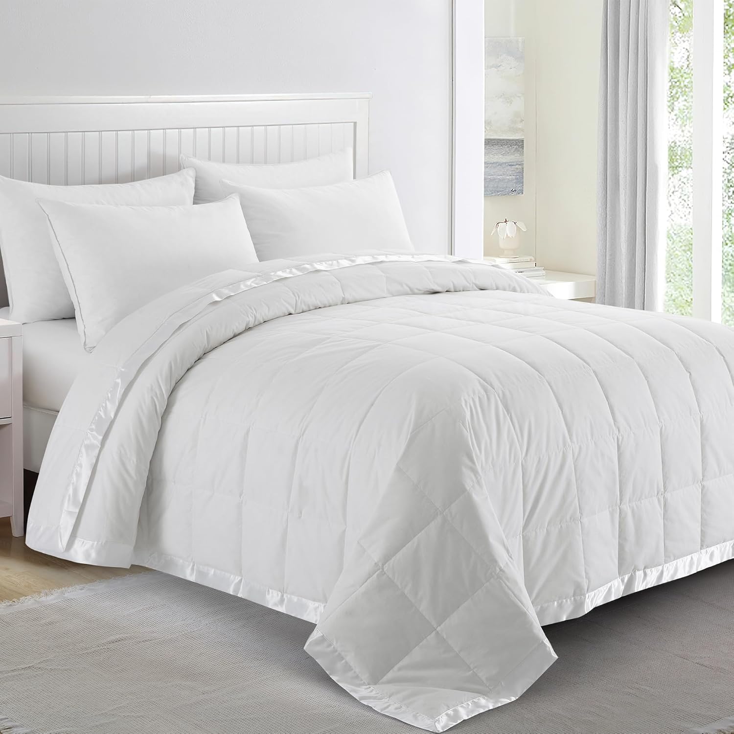 puredown® Blankets King Size - Soft Lightweight Down Blanket for Bed, Cozy Warm Luxury Bed Blanket with Satin Trim, White (108"X90")