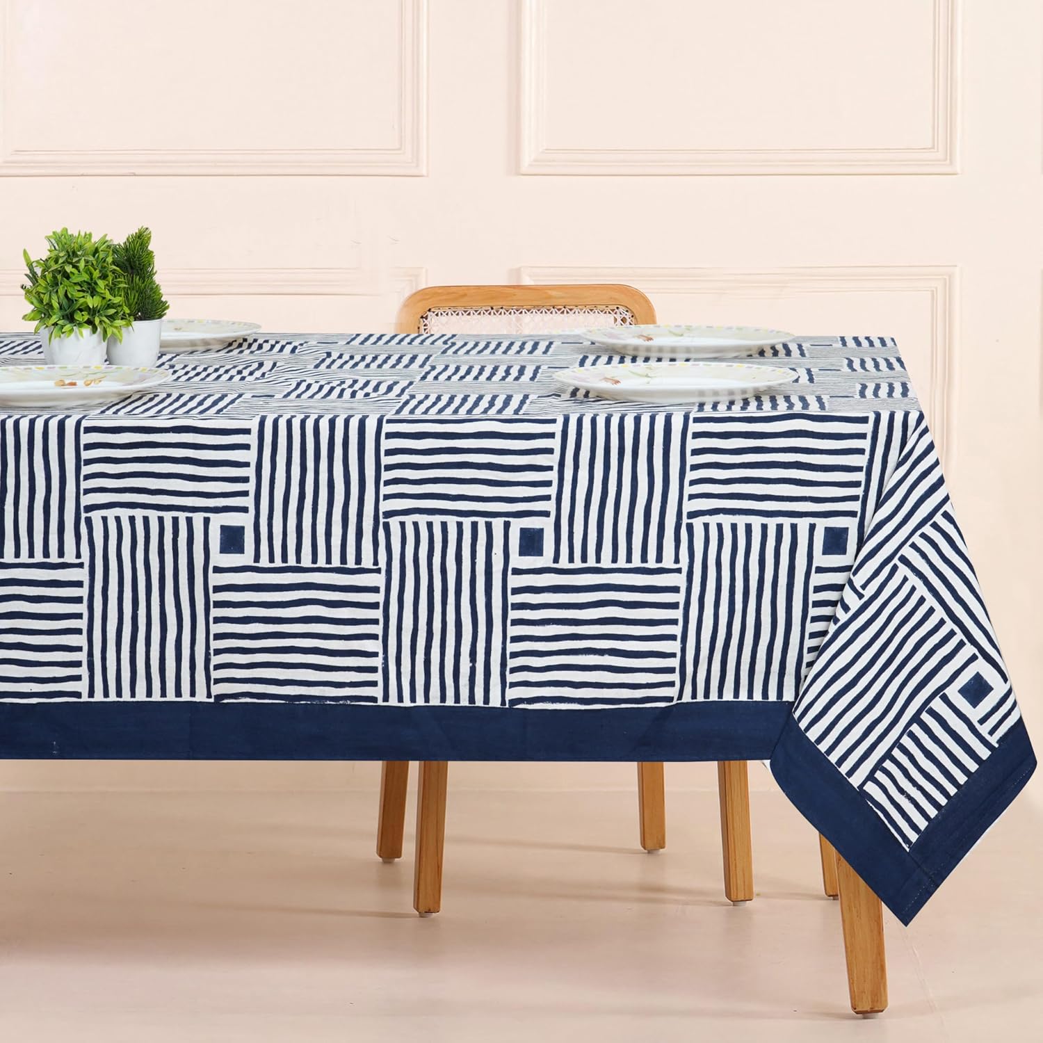 Print Cotton Tablecloth.