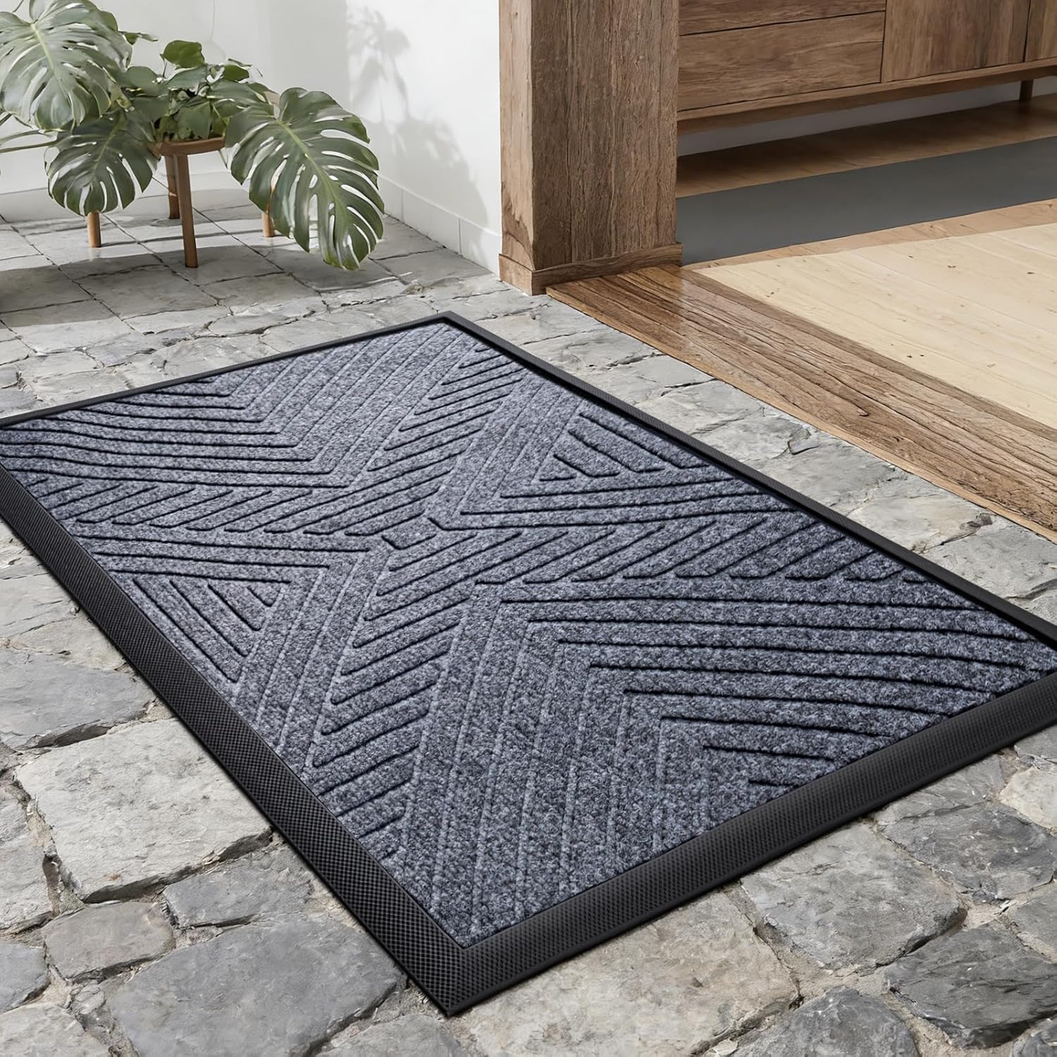 UKISS All-Season Front Door Mat Outside Entrance, Absorbent, Heavy-Duty Low-Profile Non-Slip