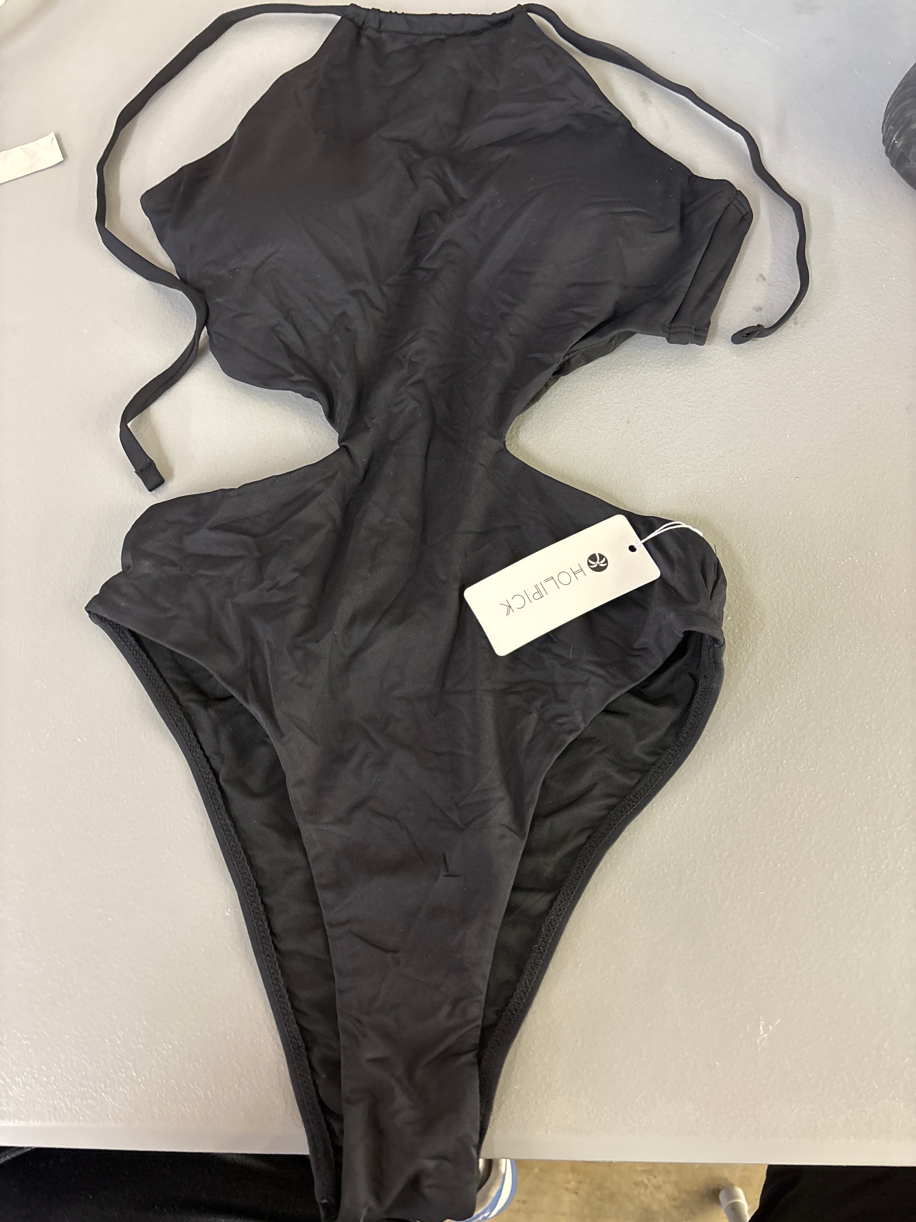 Women’s swim suit