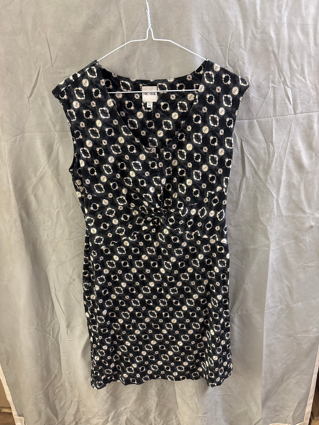 Nic and Zoe dress