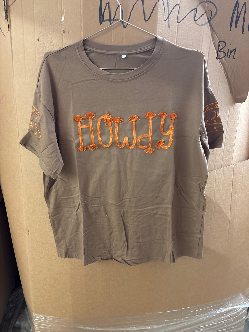 Women’s howdy tshirt (large)