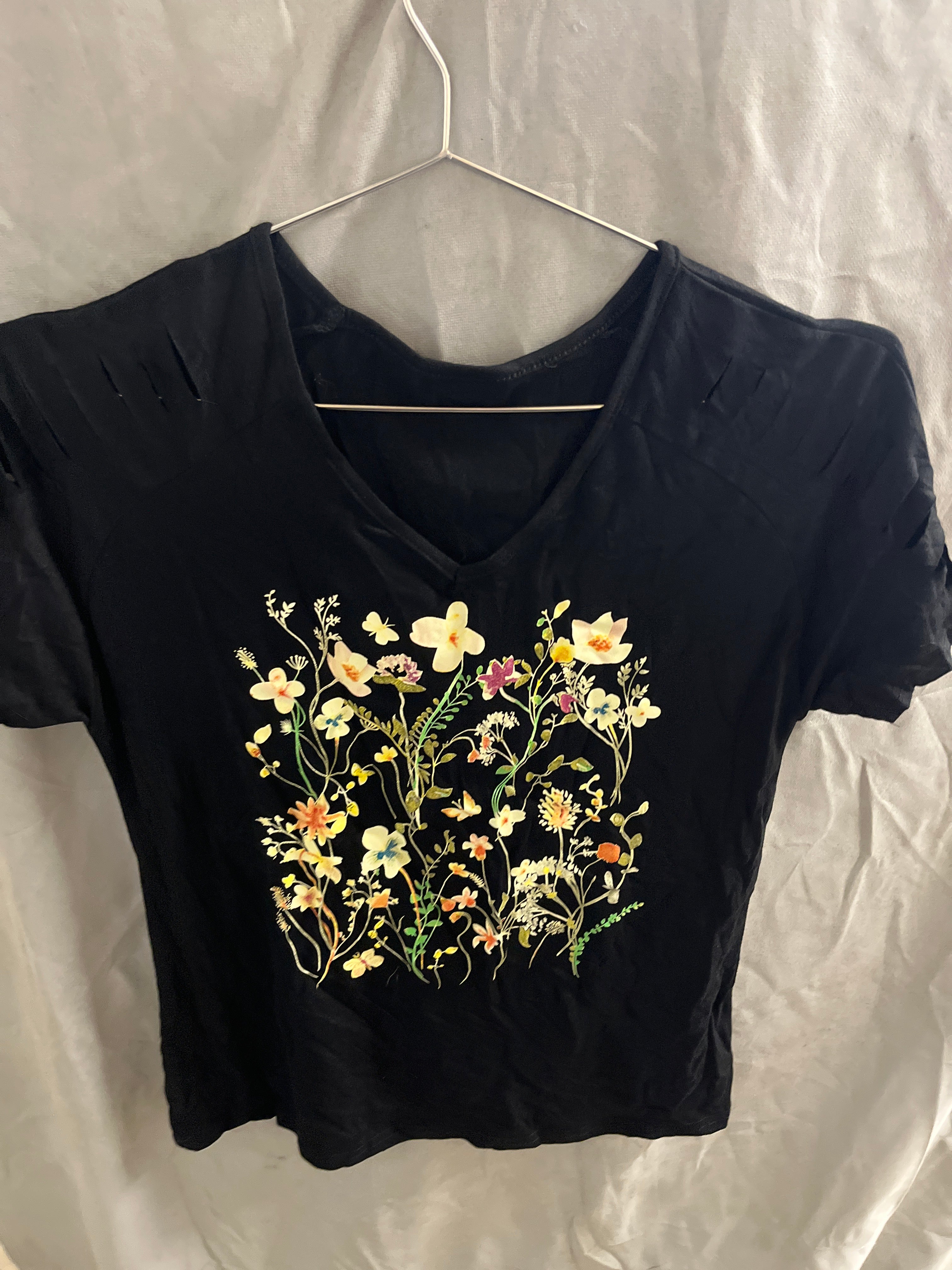 Black floral Tshirt