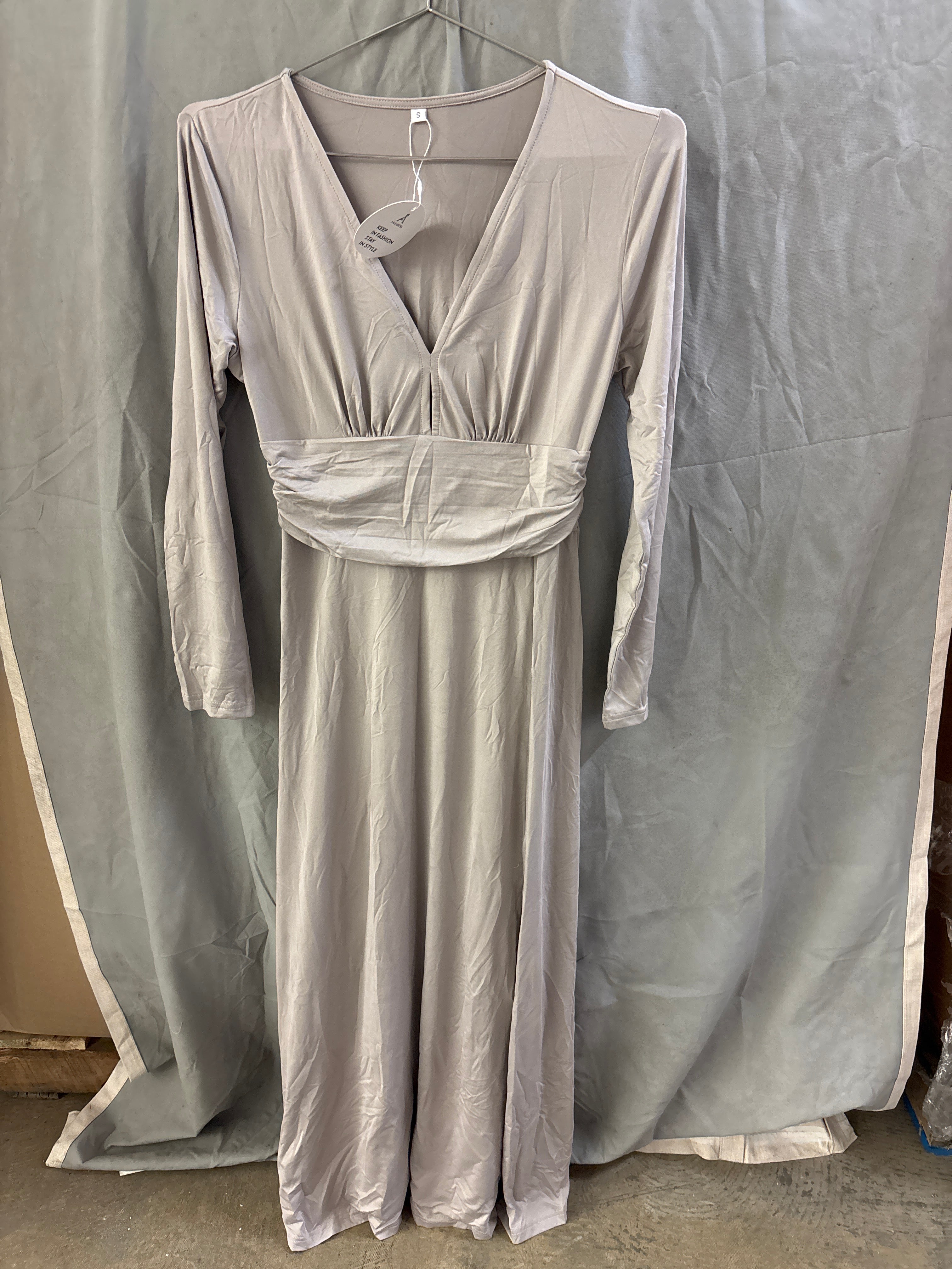 Women’s grey dress (small)