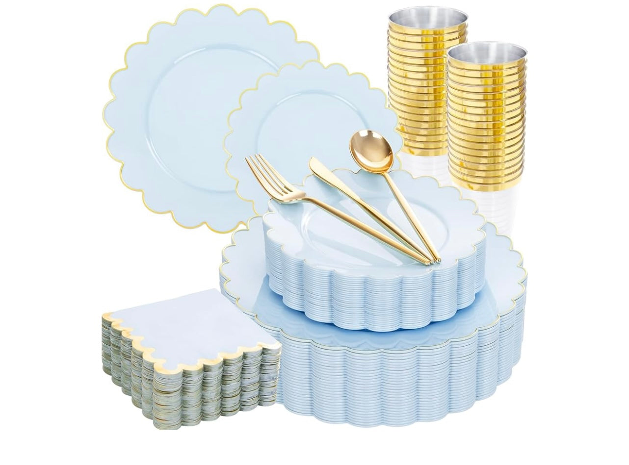 LIHY 210pc Light Blue Plastic Dinnerware Set.