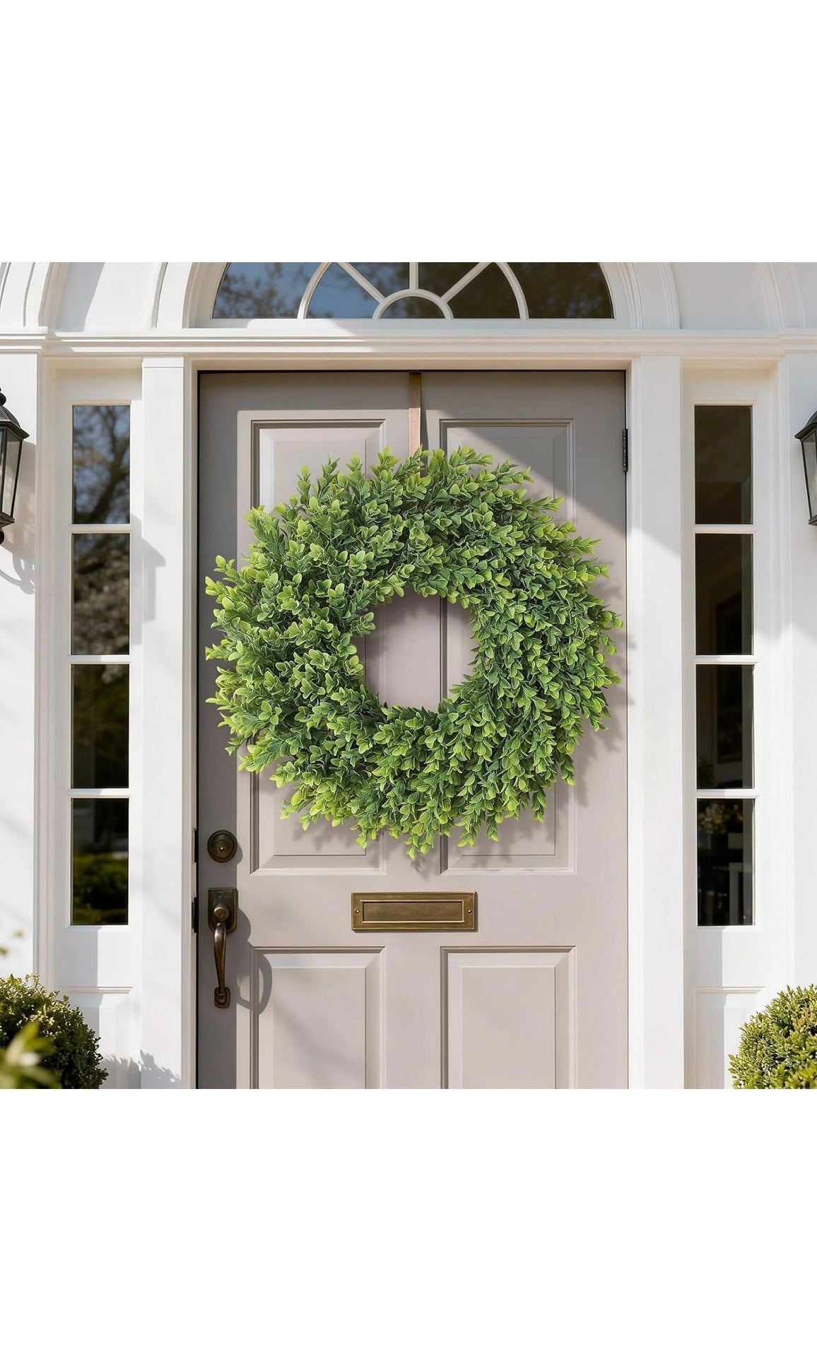 Artificial boxwood wreath