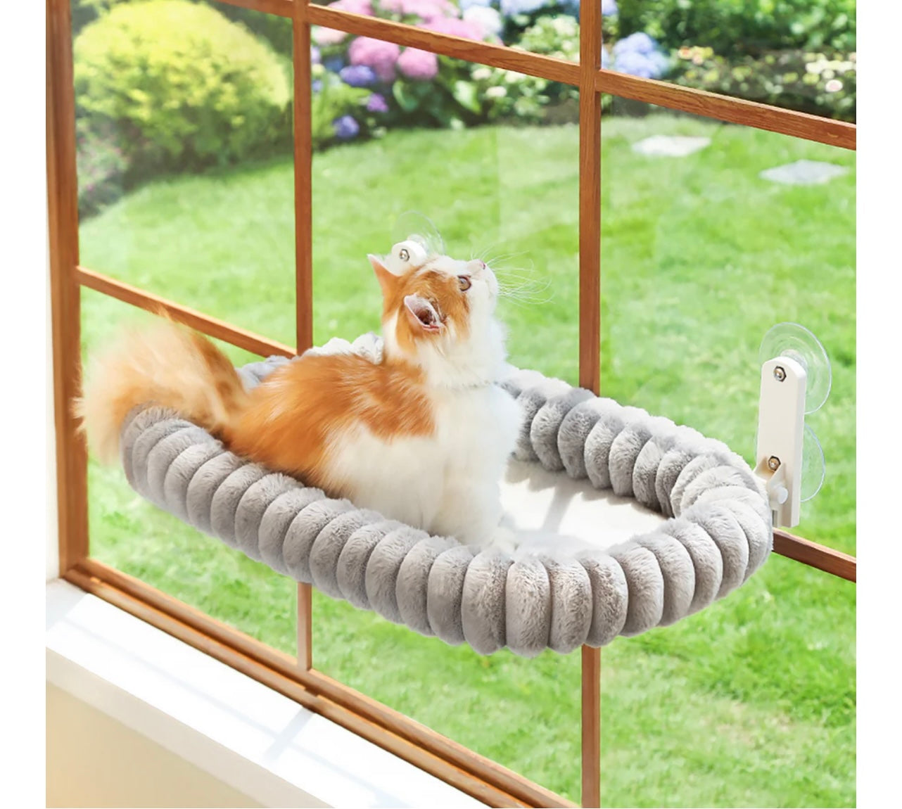 Snug Cloud Cat Window Perch.
