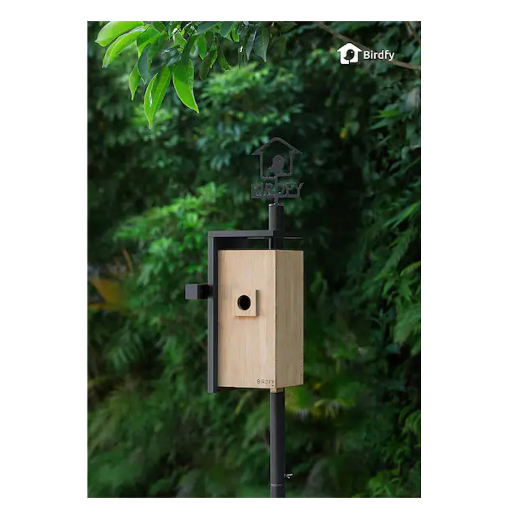 Birdfy Nest Smart-Dual Camera Birdhouse.