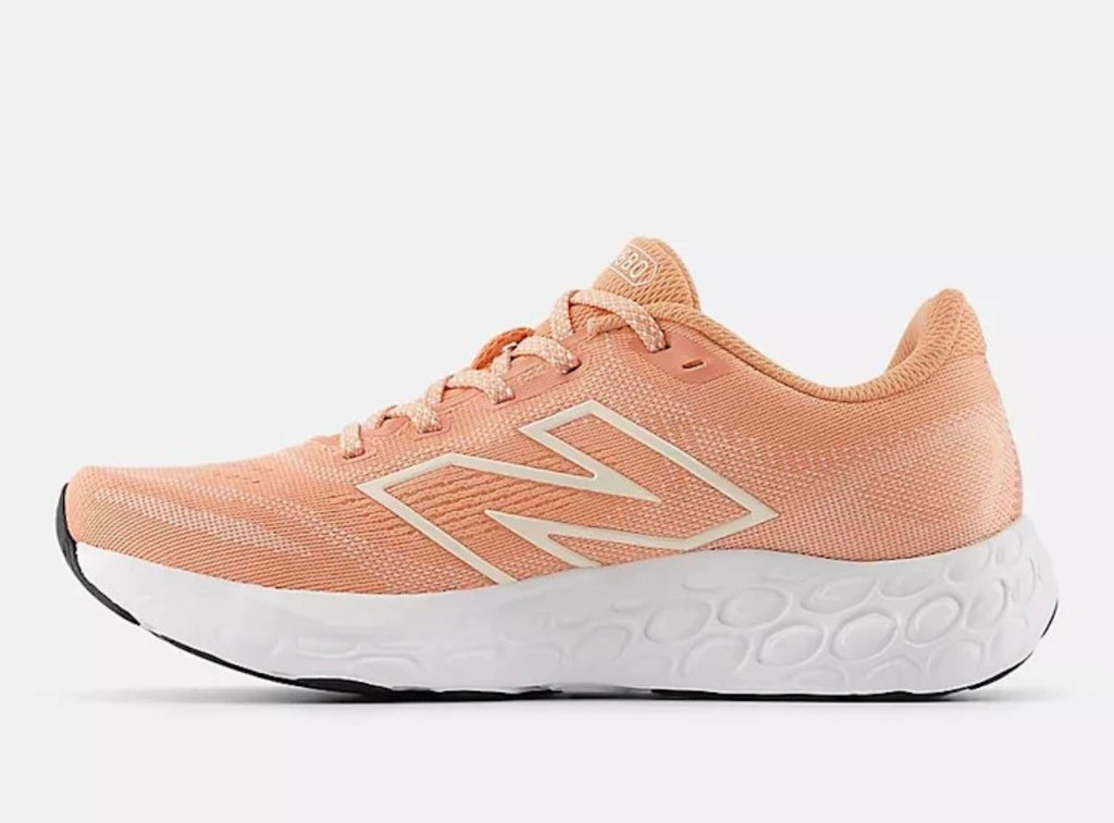 Women’s New Balance Fresh Foam 680 V8 Shoes. Womens Size 12 Men’s Size 10.5.
