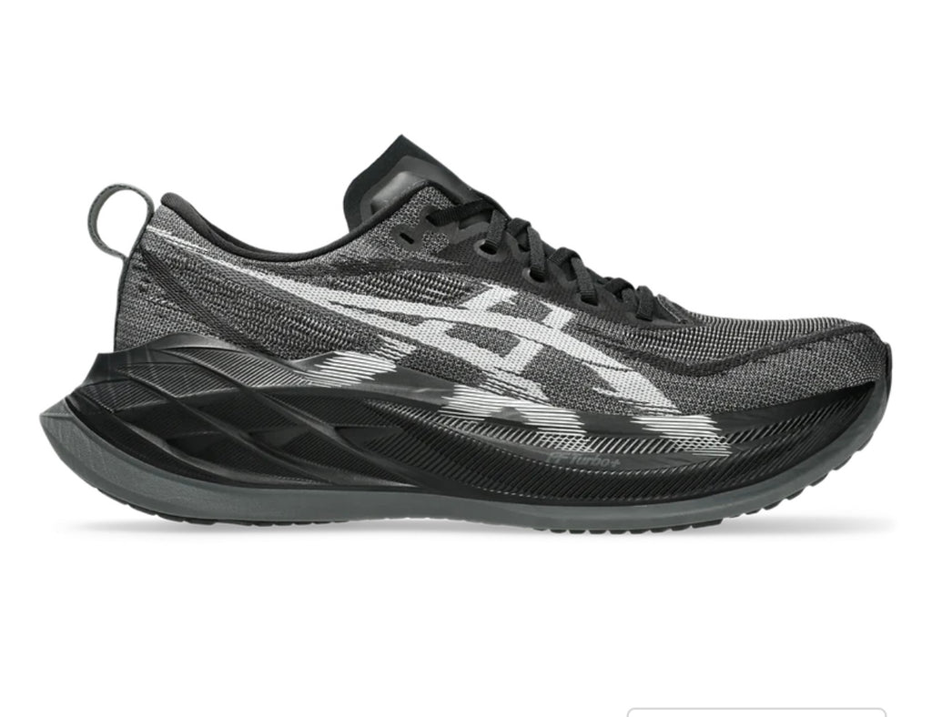 Asics Unisex Superblast 2 (001 - Black/White). Men’s size 8.5, women’s Size 10.