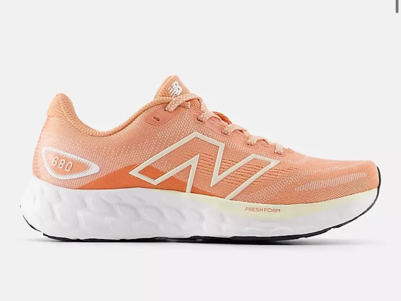 Women’s New Balance Fresh Foam 680 V8 Shoes. Womens Size 12 Men’s Size 10.5.