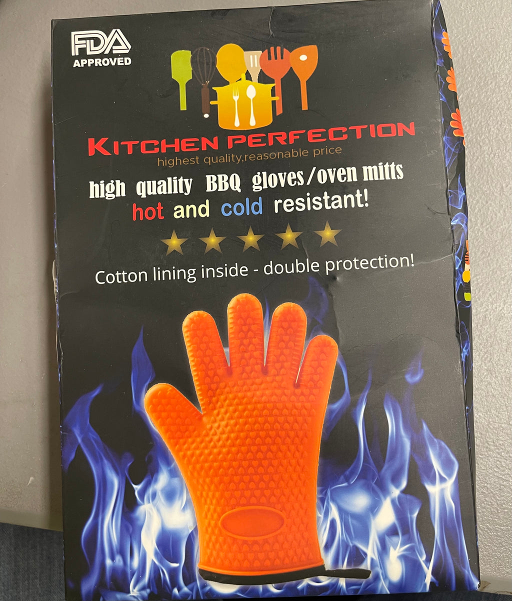 BBQ gloves/Oven Mitts.