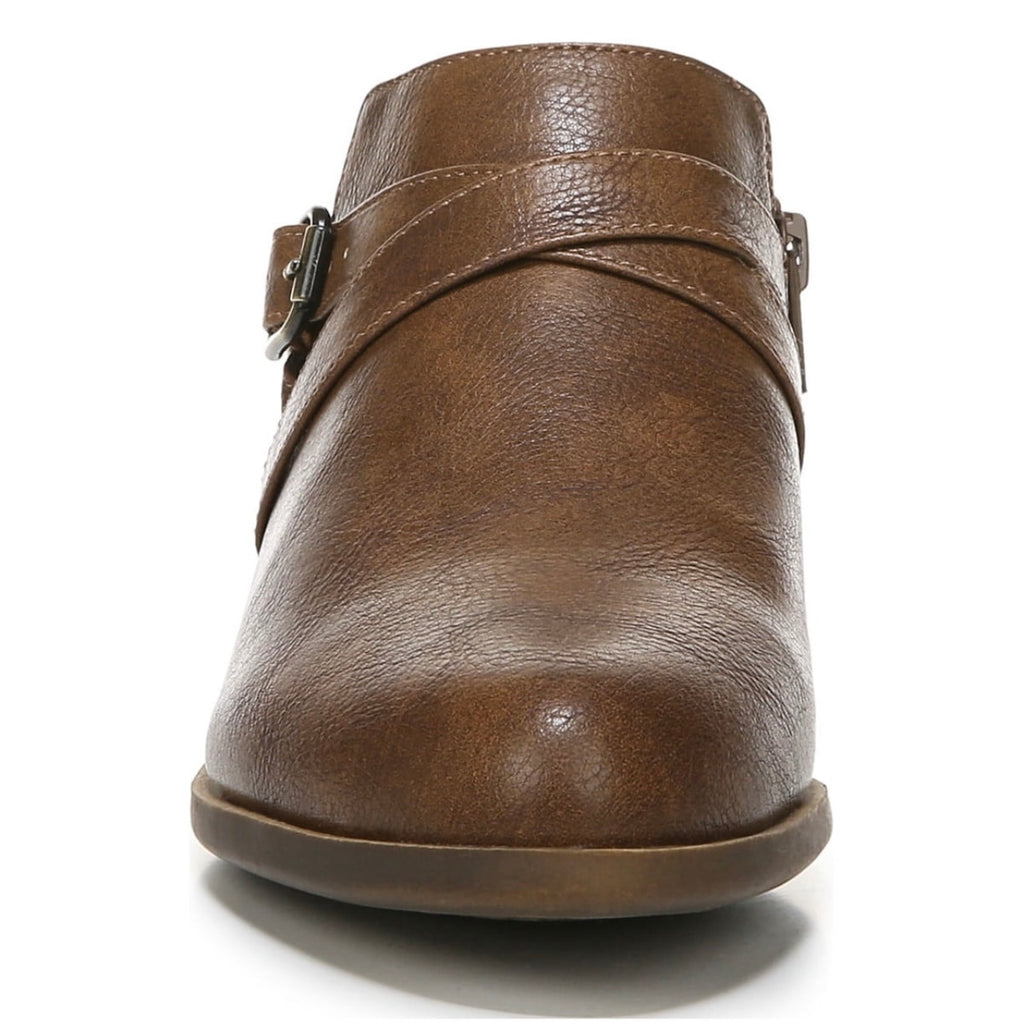 Women’s Life Stride Adley Chestnut Shoe. SIZE 6.5.