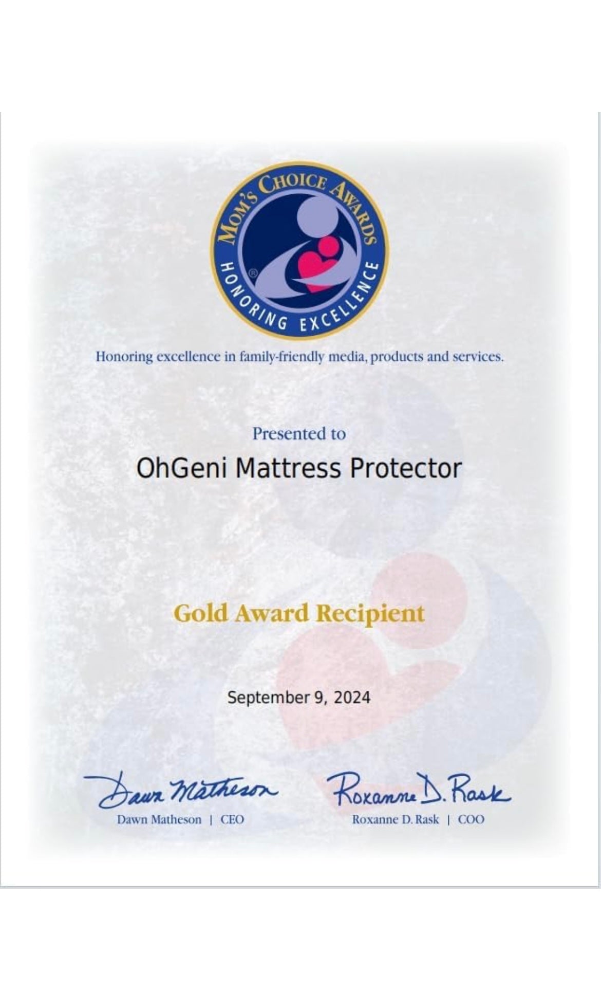 Ohgeni 100% waterproof queen size mattress protector