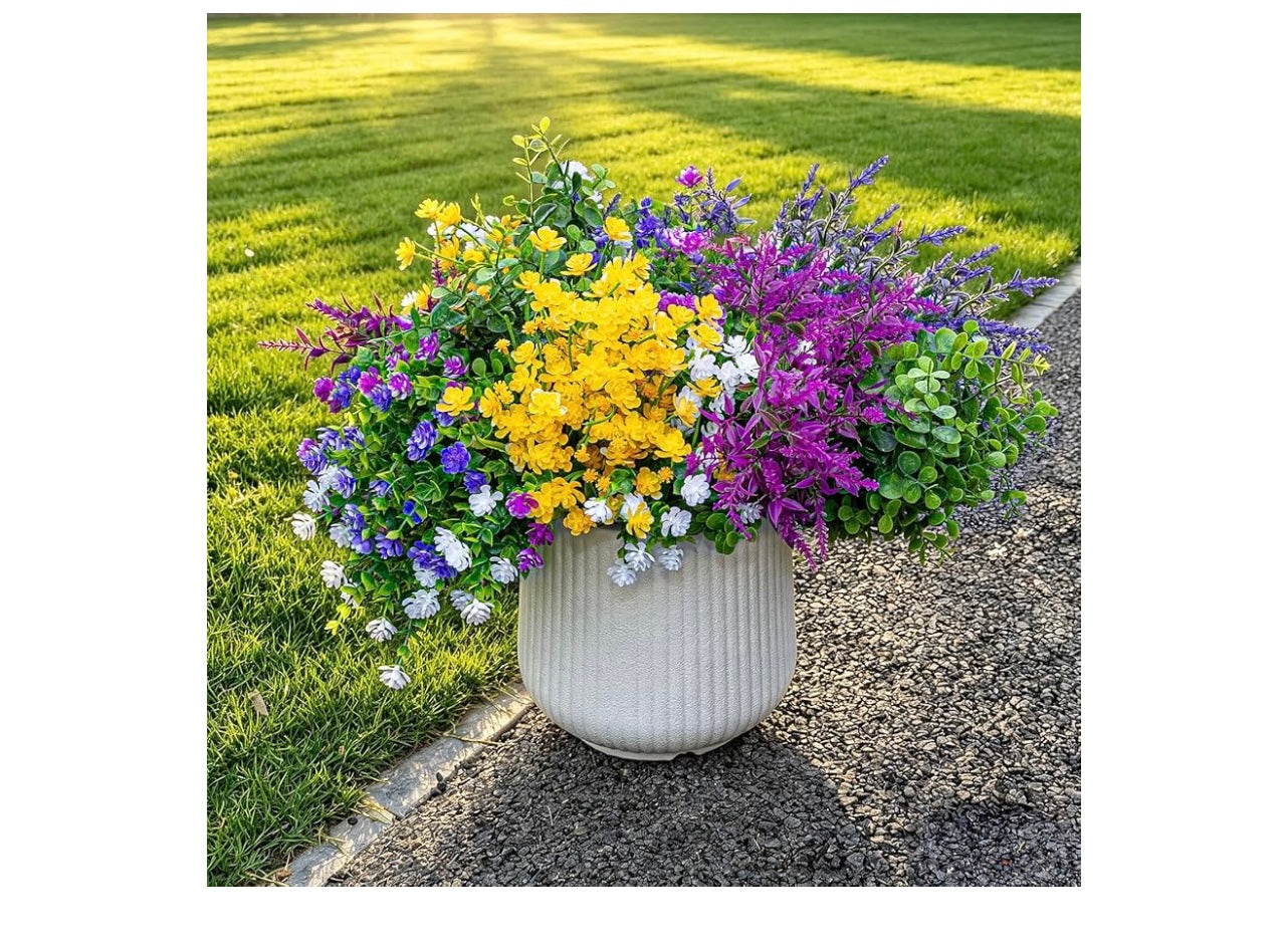 Cleangor 14 bundles artificial flowers.