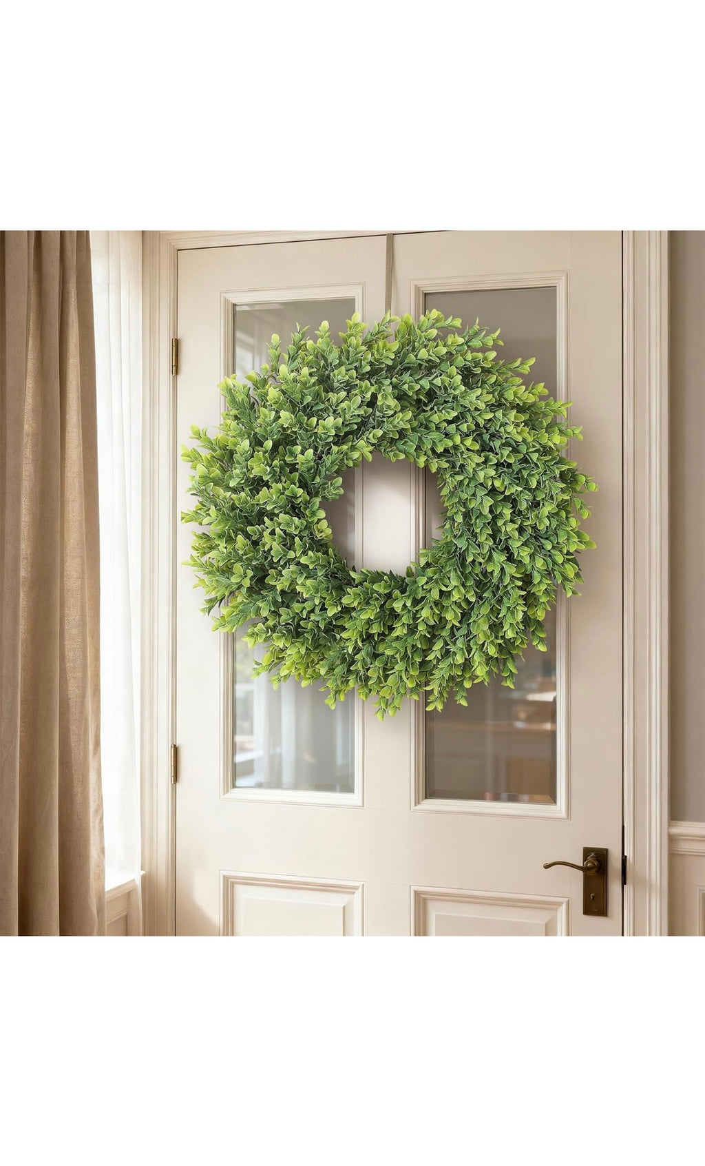 Artificial boxwood wreath