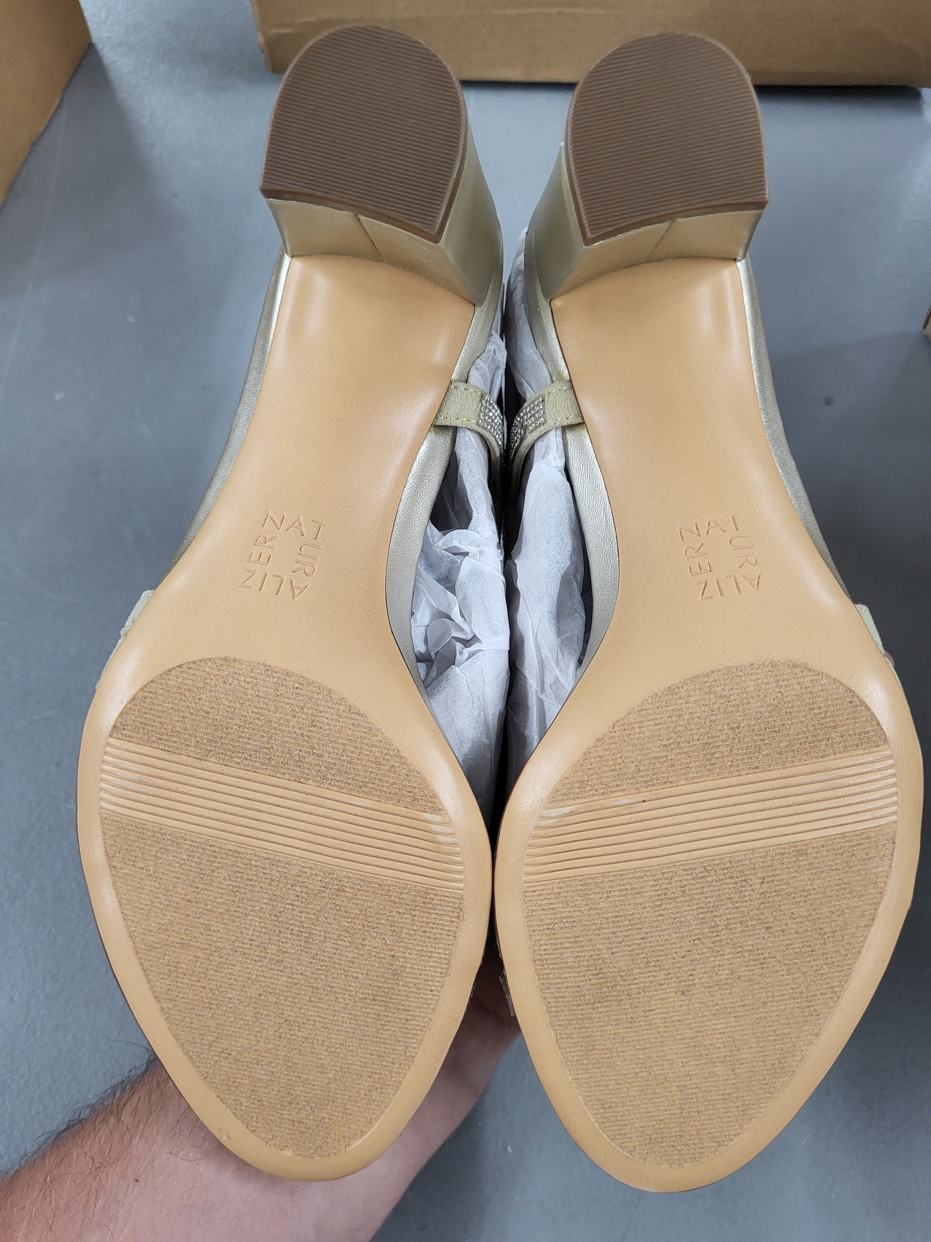 Naturalizer Vanessa 3 Sandals (8.5)