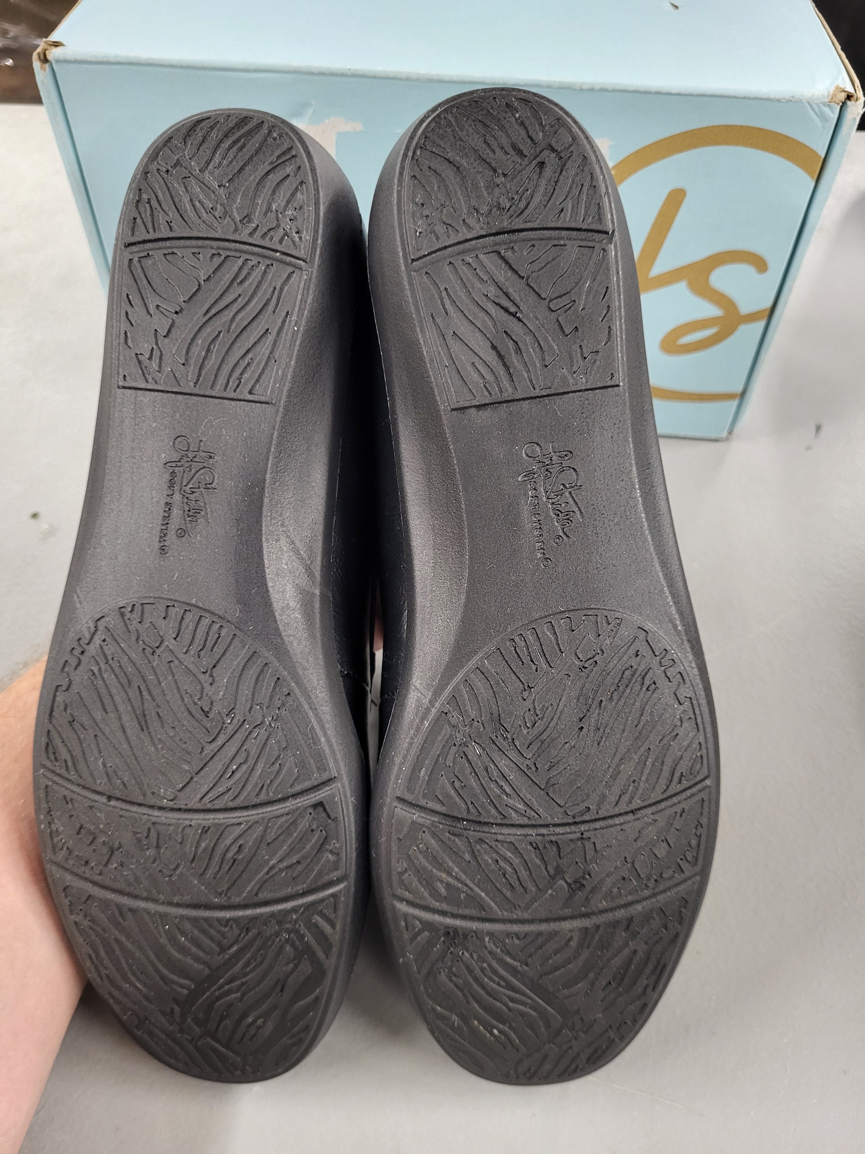 LifeStride Nina Loafer (Women's 9 1/2)