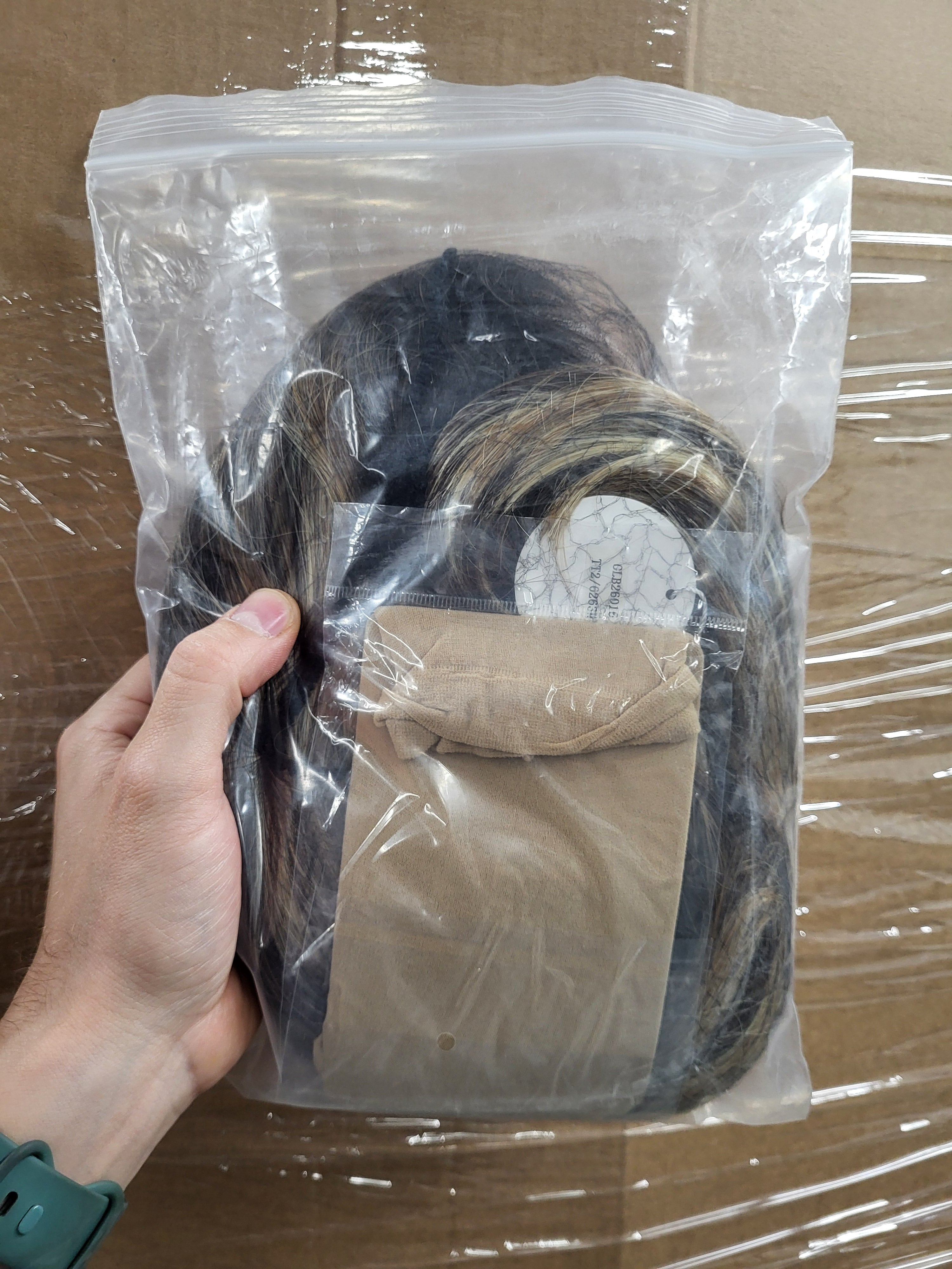 FAVE 13x6 Synthetic 18in Wig