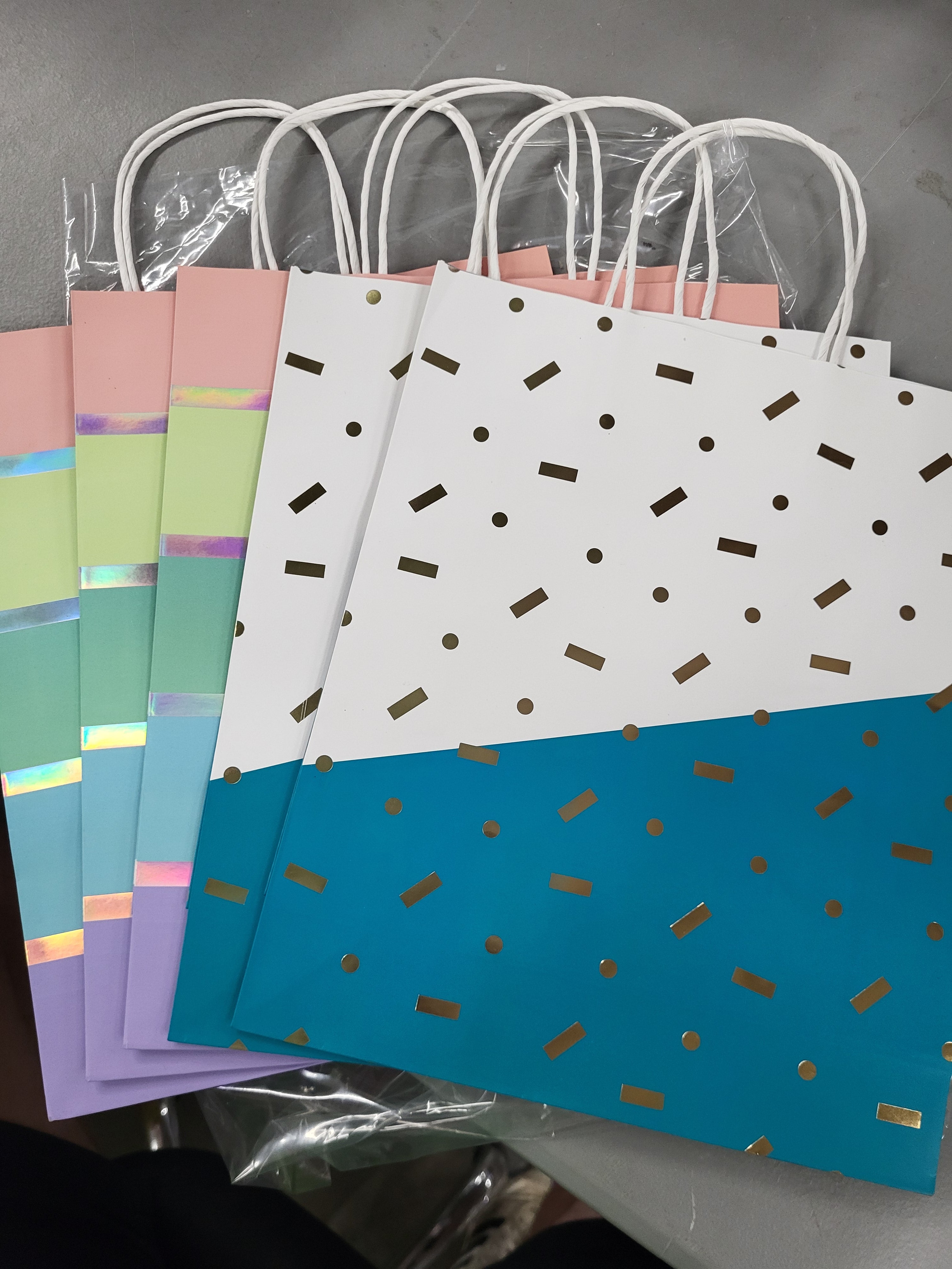 Multi-Color Gift Bags (5 pack)