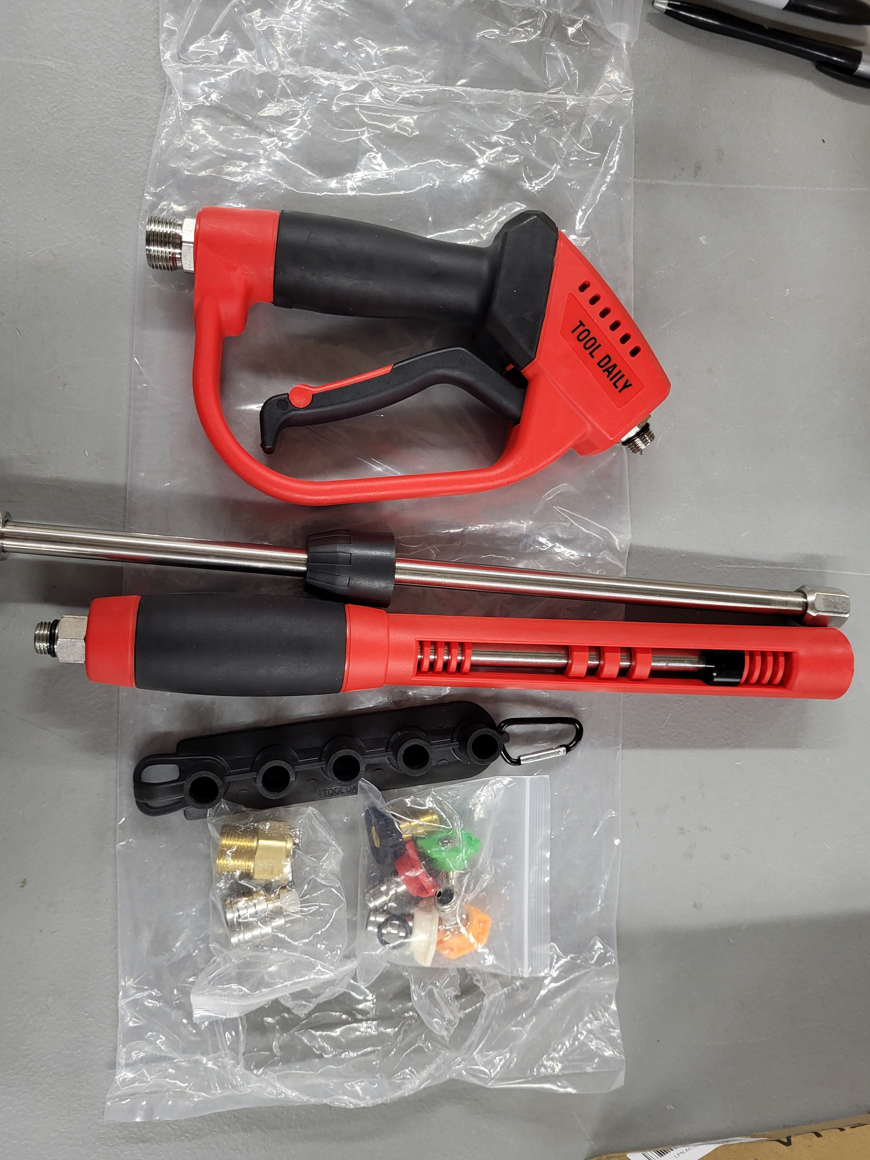 Tool Daily Deluxe Pressure Washer Gun, with Replacement Wand Extension, 5 Nozzle Tips, M22 Fitting, 40 Inch, 5000 PSI