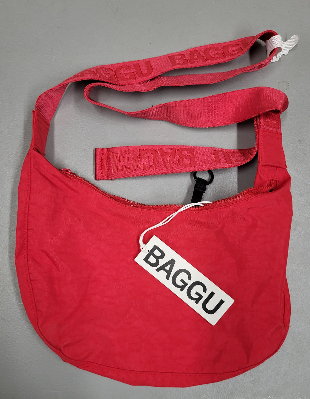 BAGGU Medium Nylon Cresent Bag