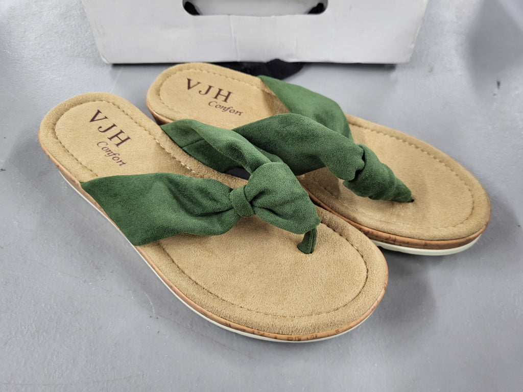 VJH Wedge Flip Flops (Women's 6)