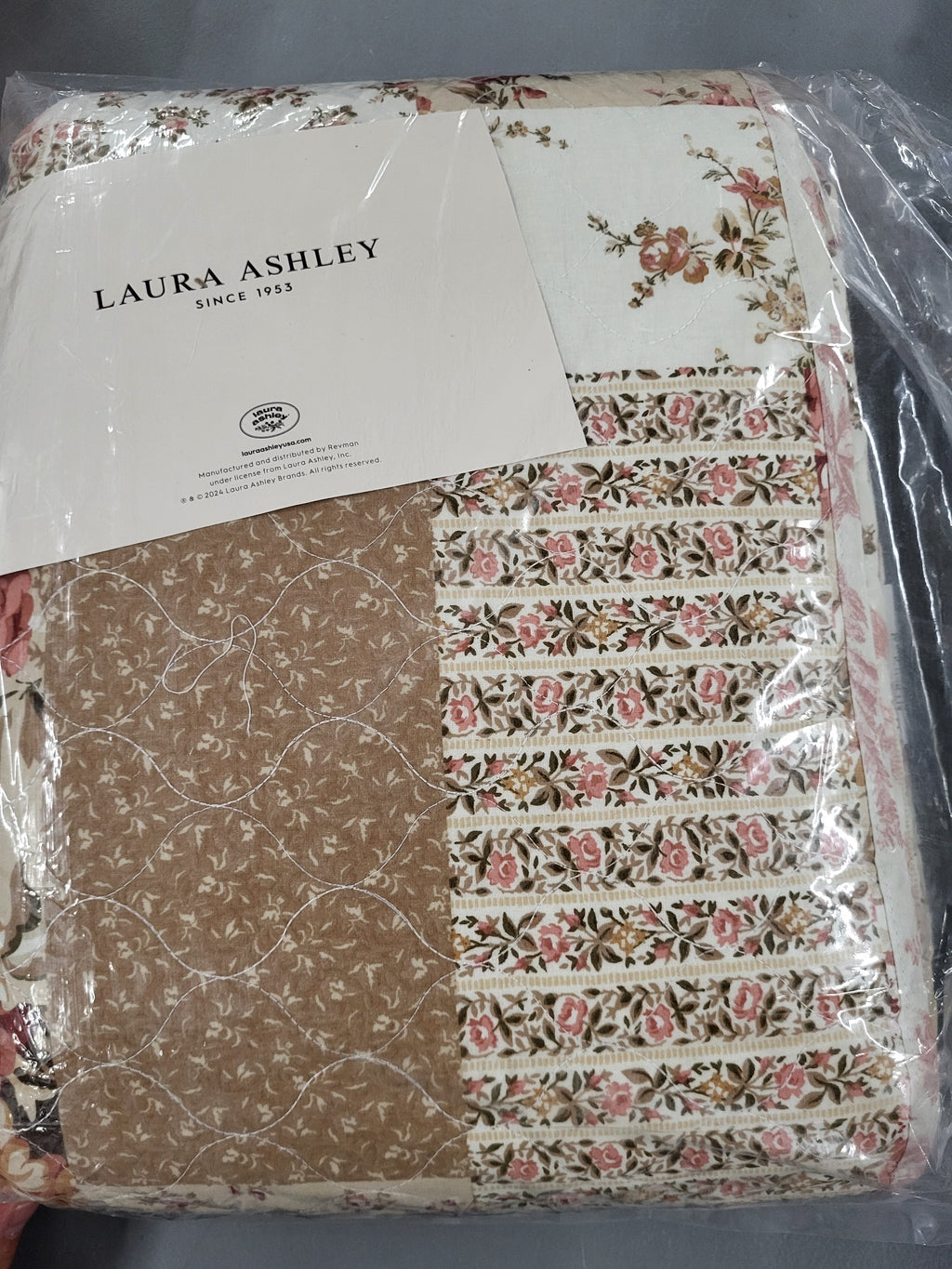 Laura Ashley - Full/Queen Quilt Set, Reversible Cotton Bedding with Matching Shams, Lightweight Home Decor for All Seasons (Harrietta Patchwork Pink, Full/Queen)