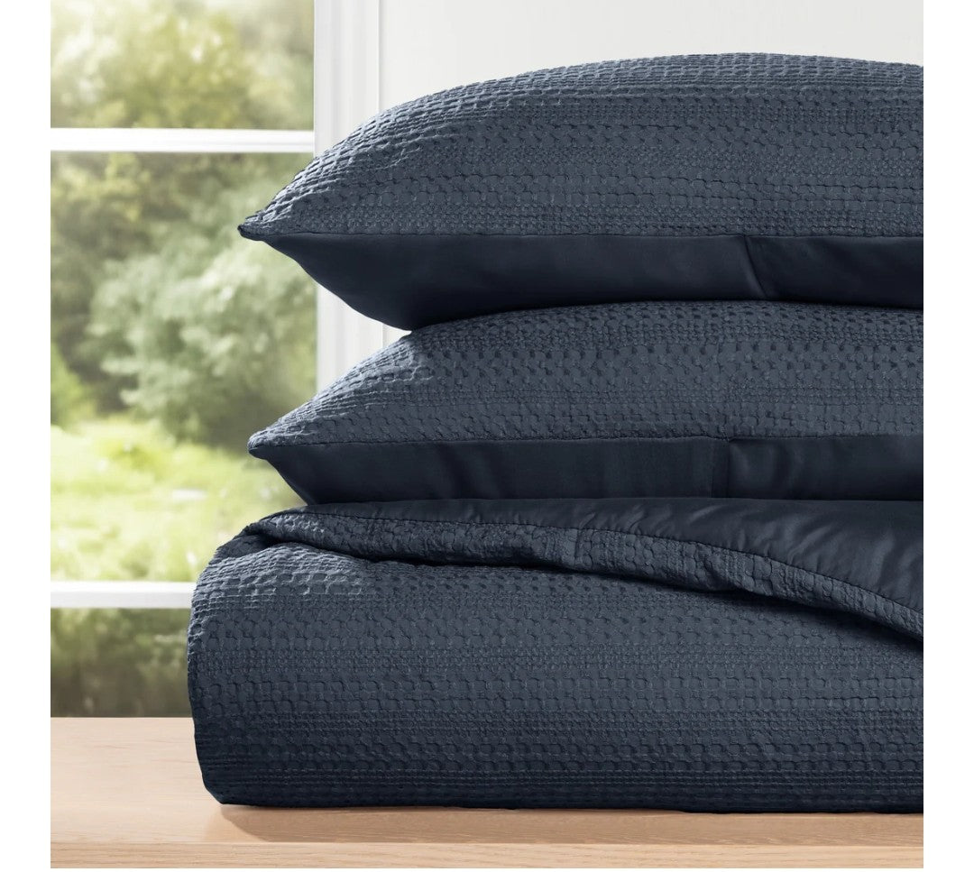 Waffle Textured Comforter 3 piece set, 1 Full/Queen comforter and 2 standard pillow shams, Navy