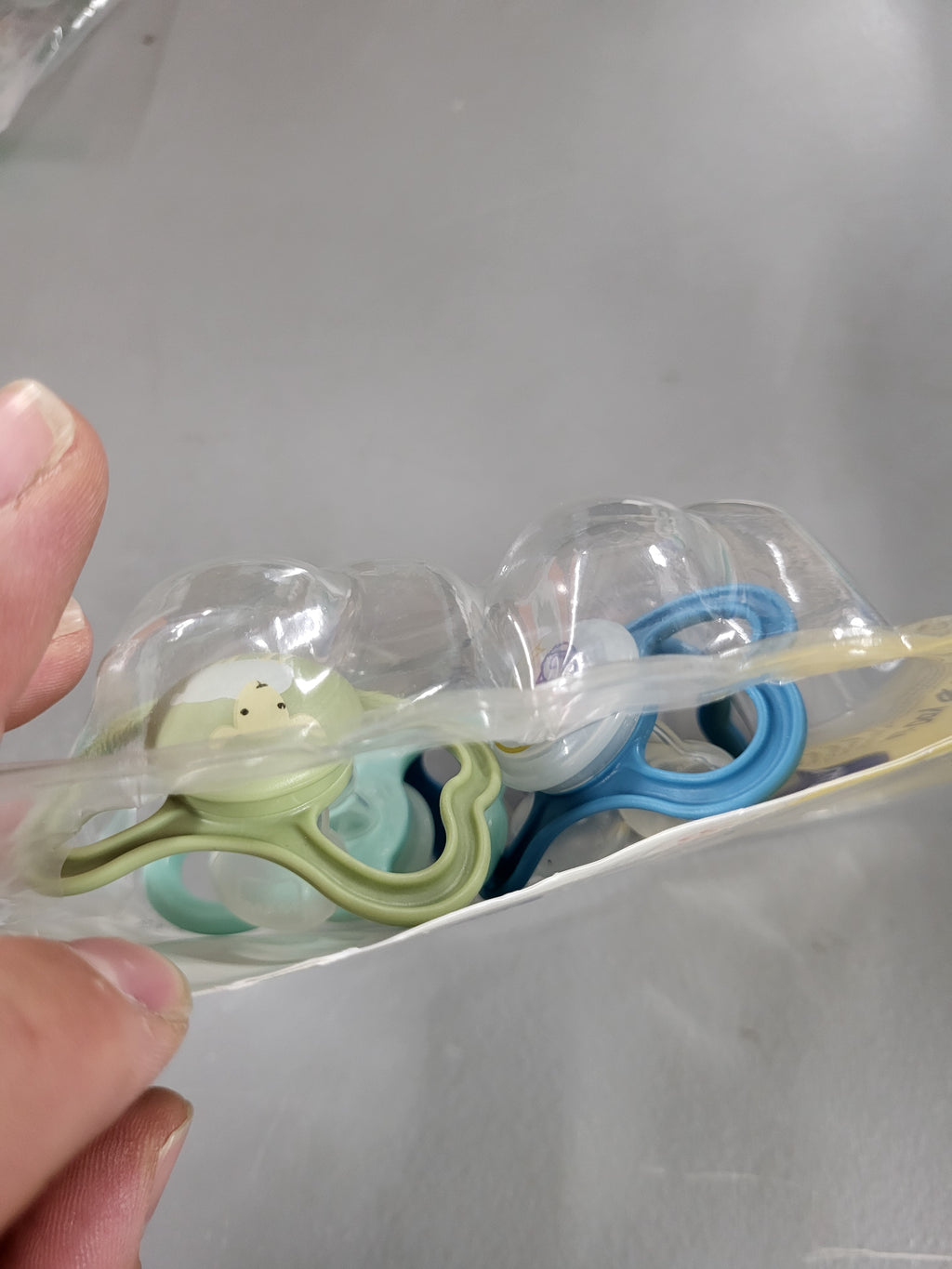 Air Pacifier 4 pack (6-16 months)