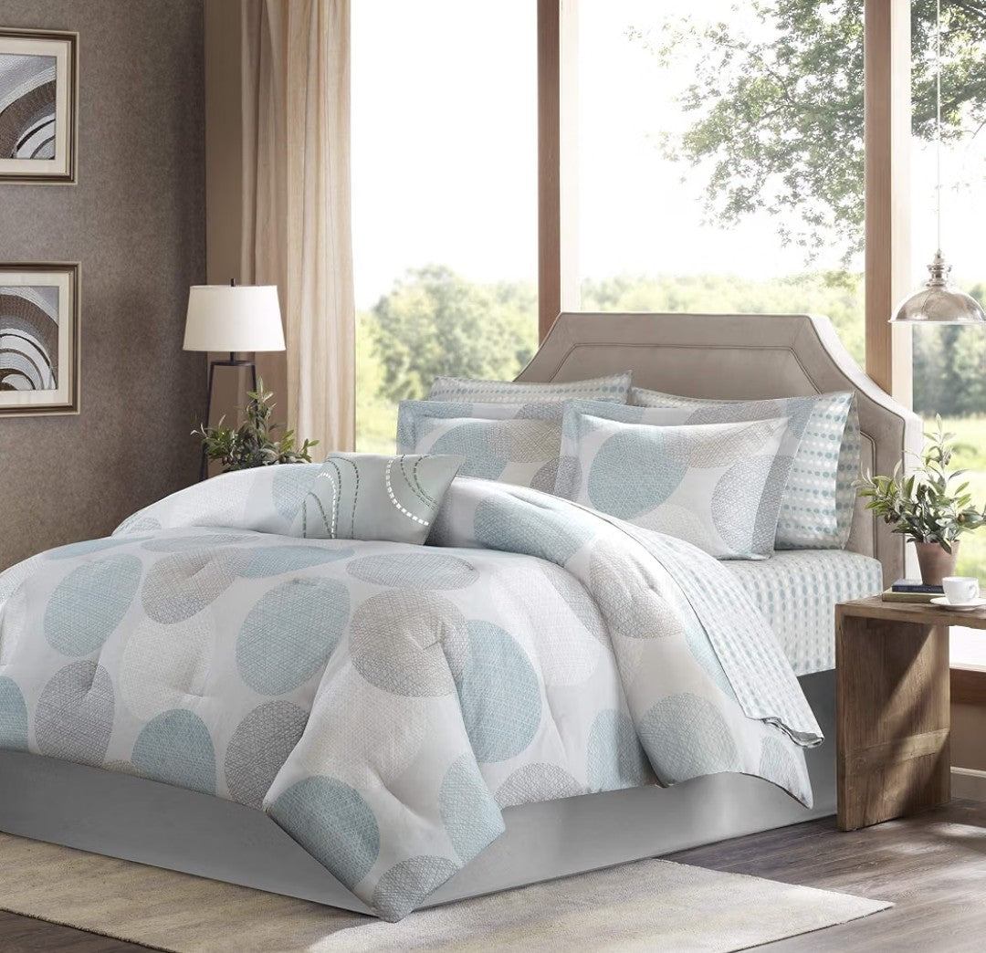 9 Piece Comforter and Sheet Set (Queen)