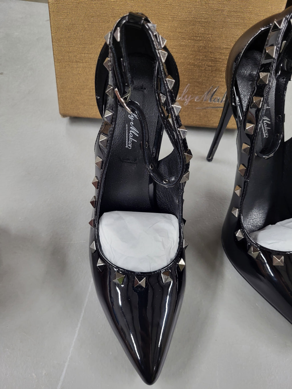 Only Maker pointed Toe Stiletto (Size 7.5-8)
