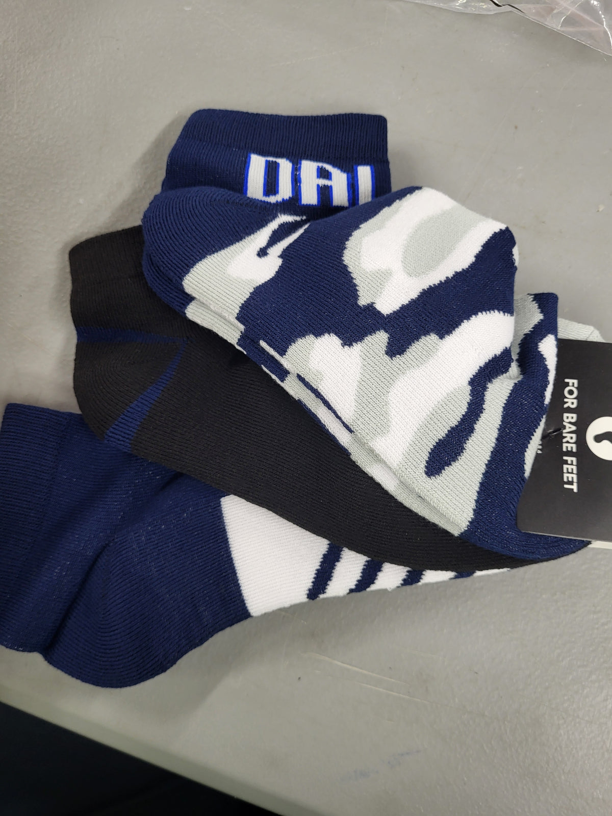 Dallas Mavericks NBA Socks, 3 Pack (Large)